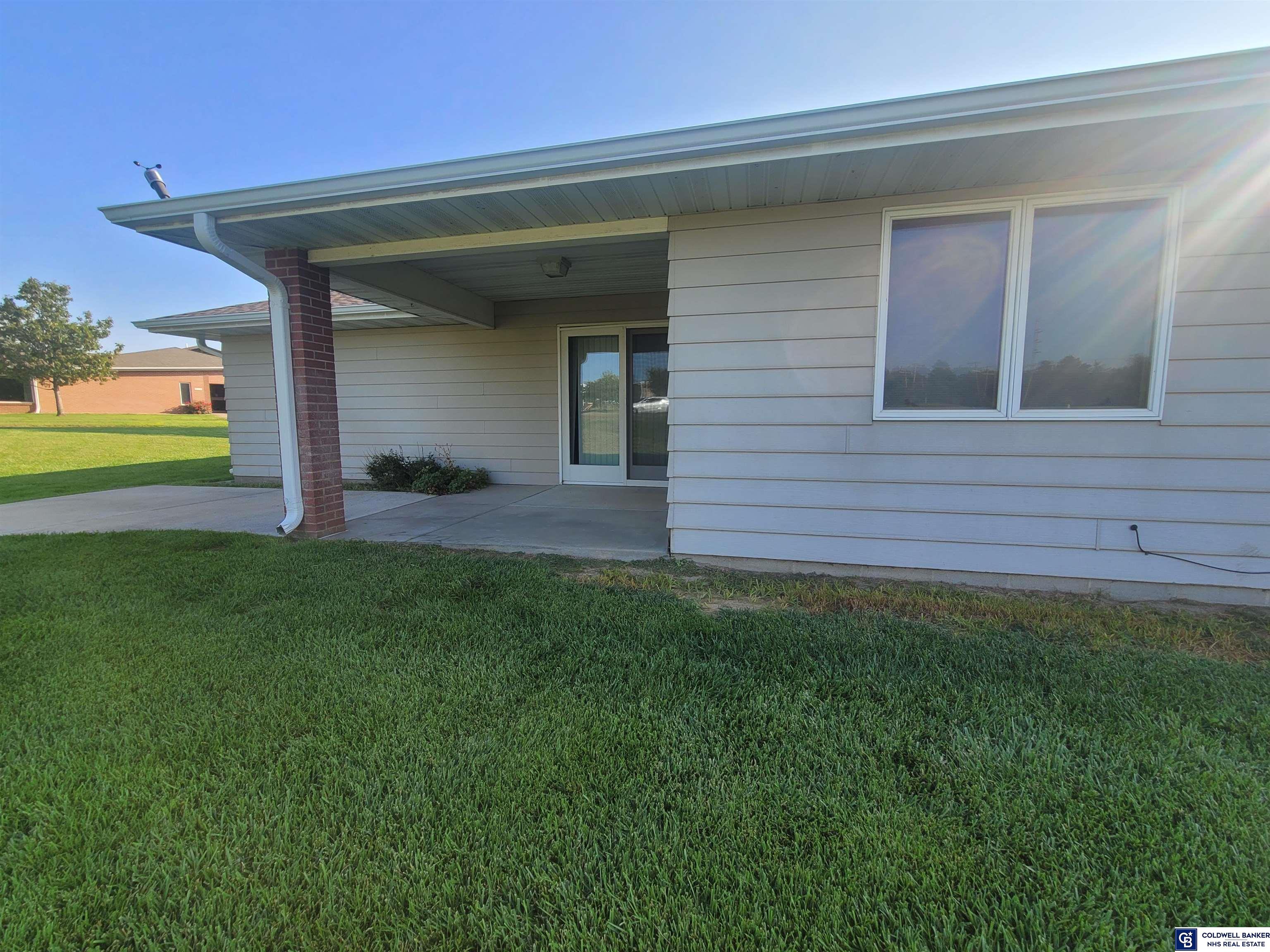 2223 Cardinal Lane