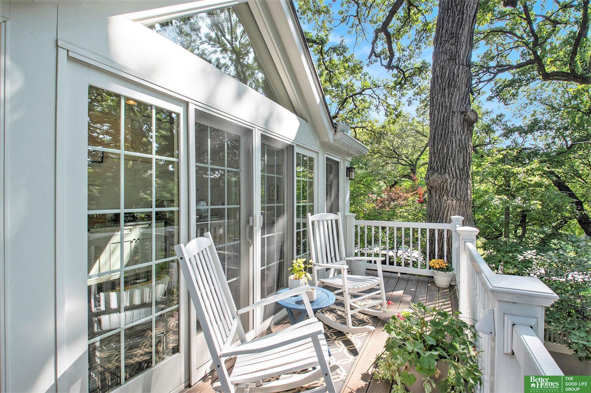 9605 Oak Circle