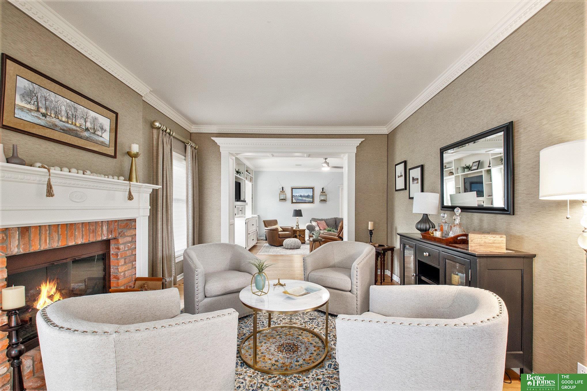 9605 Oak Circle