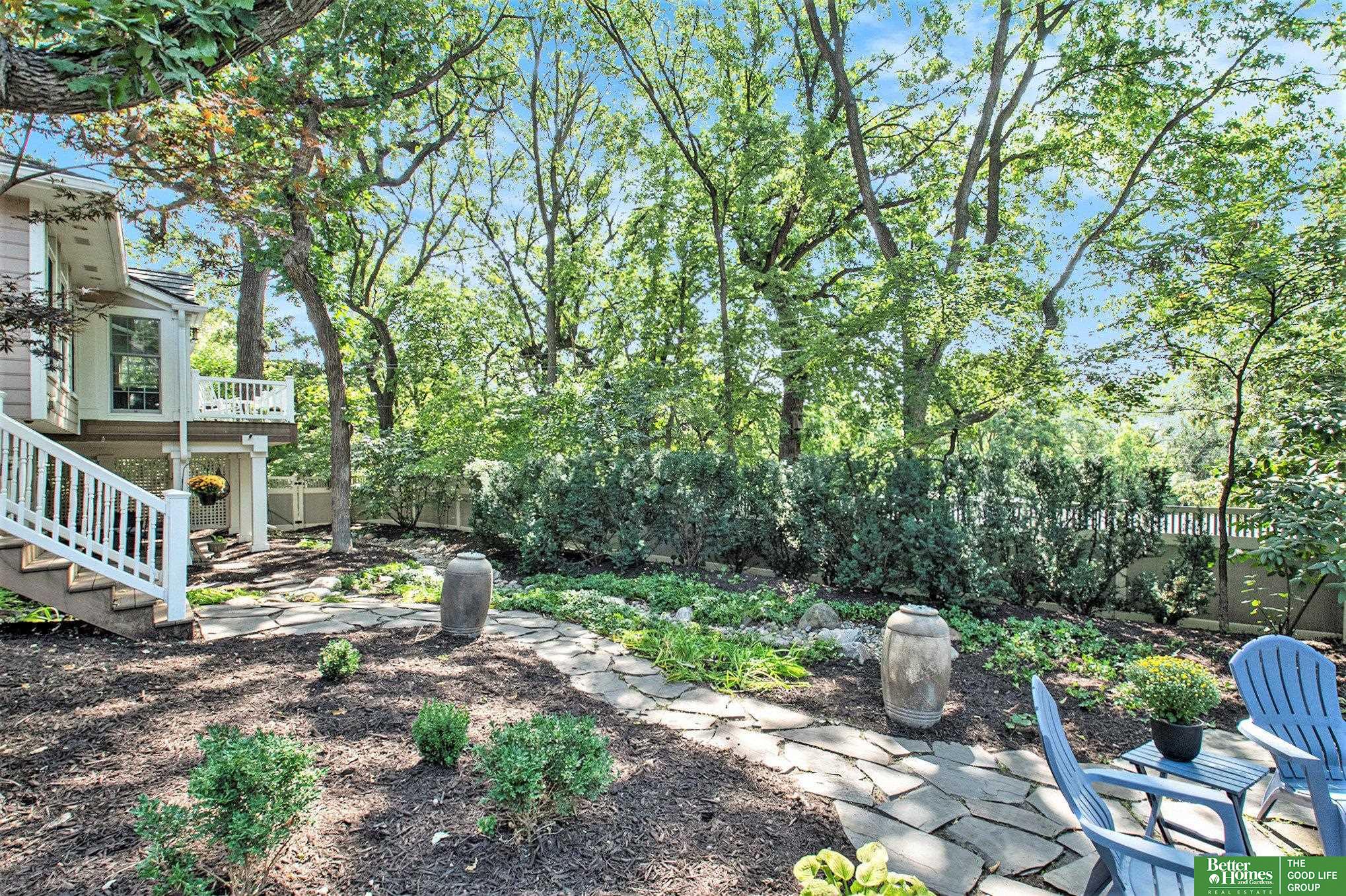 9605 Oak Circle