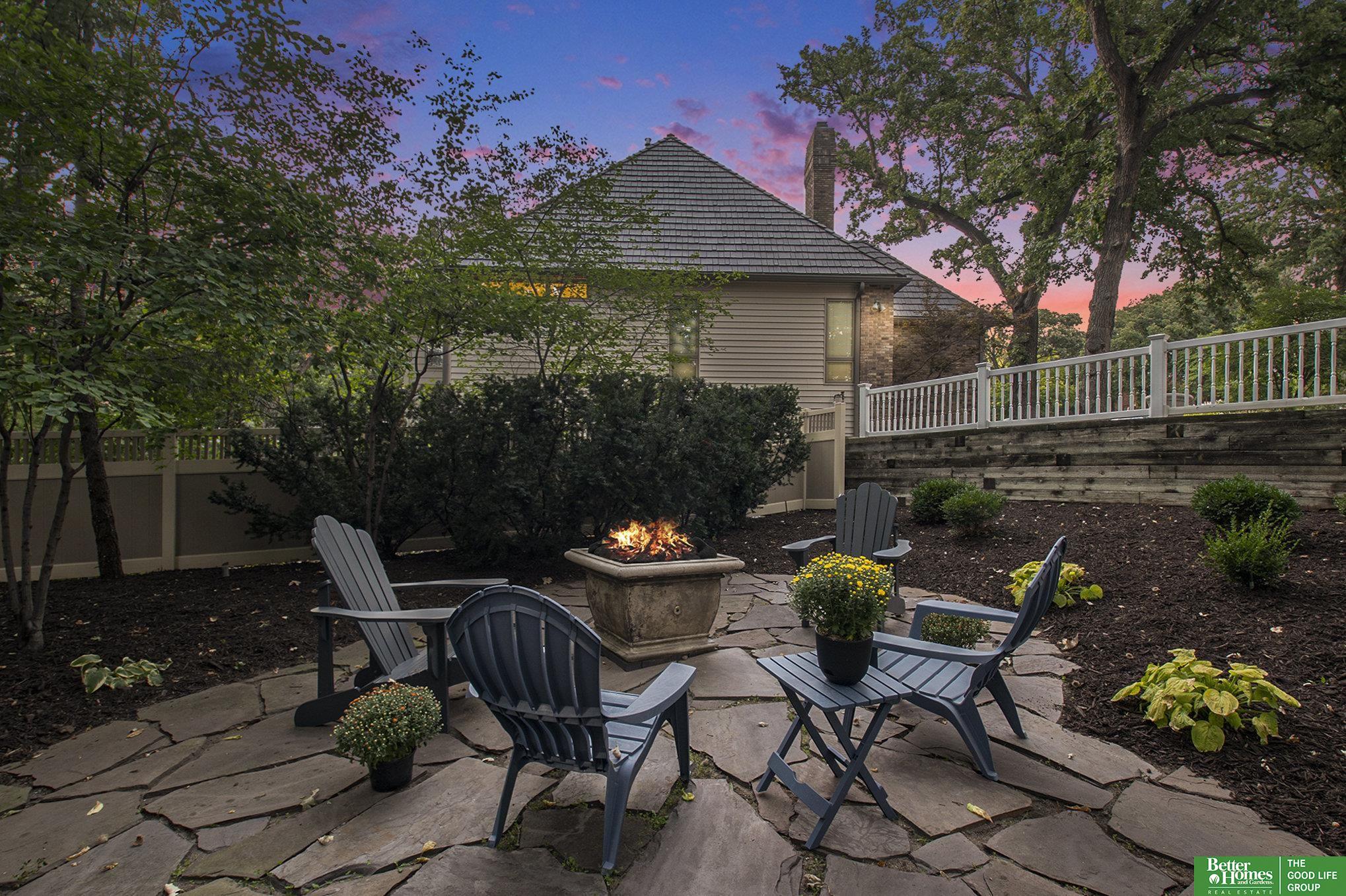 9605 Oak Circle