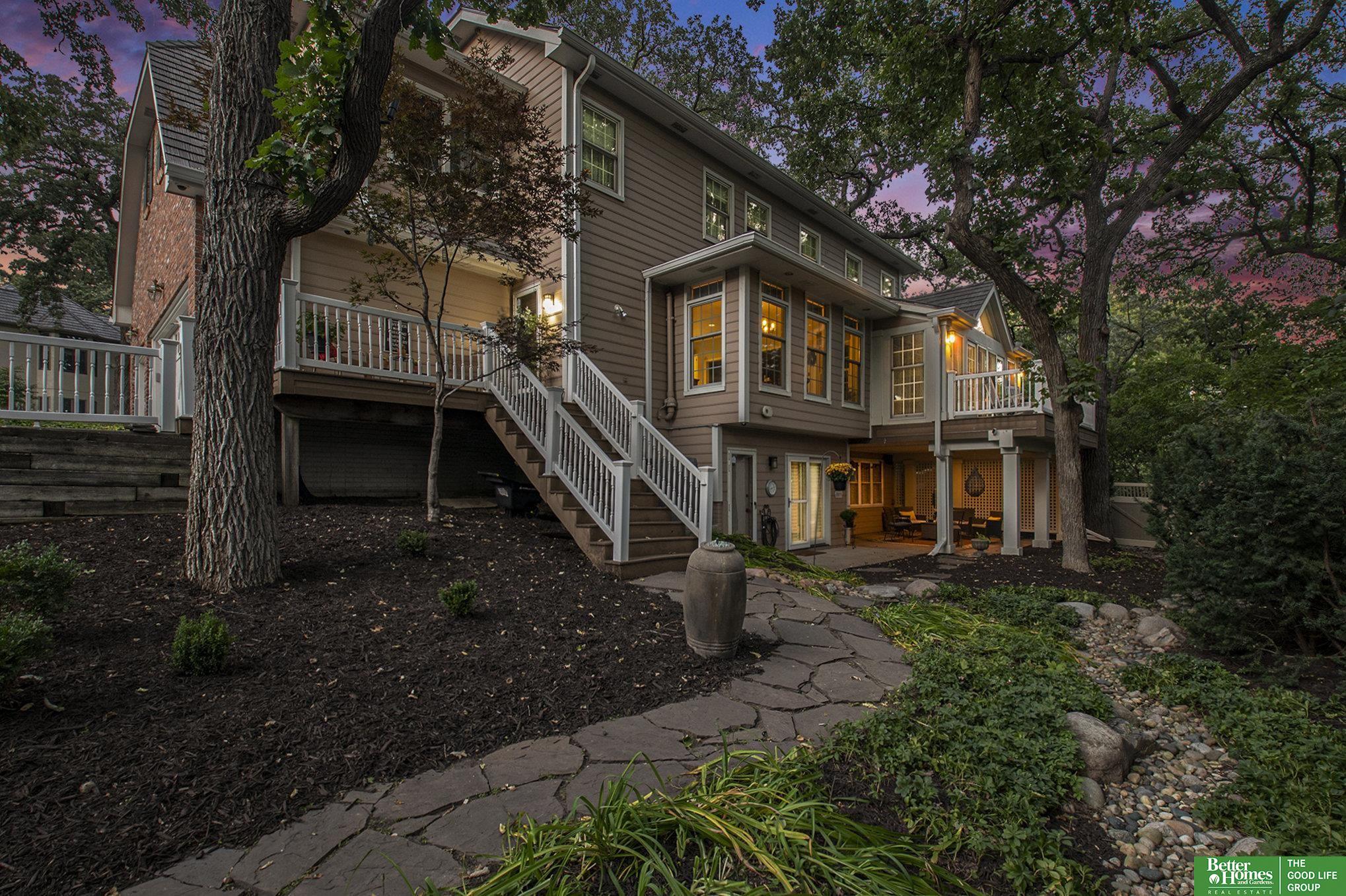 9605 Oak Circle