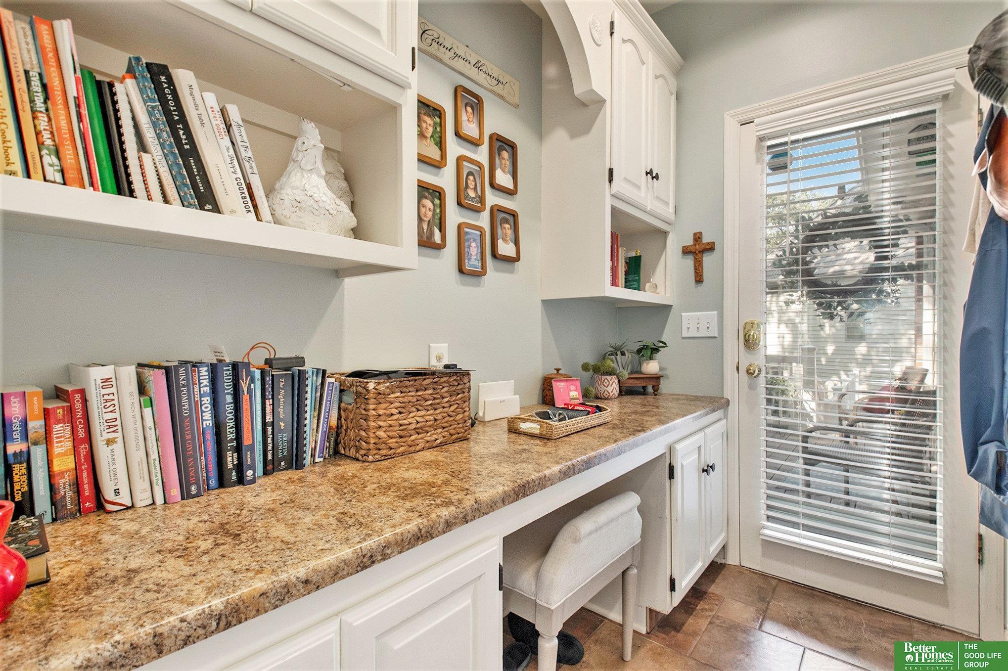 9605 Oak Circle