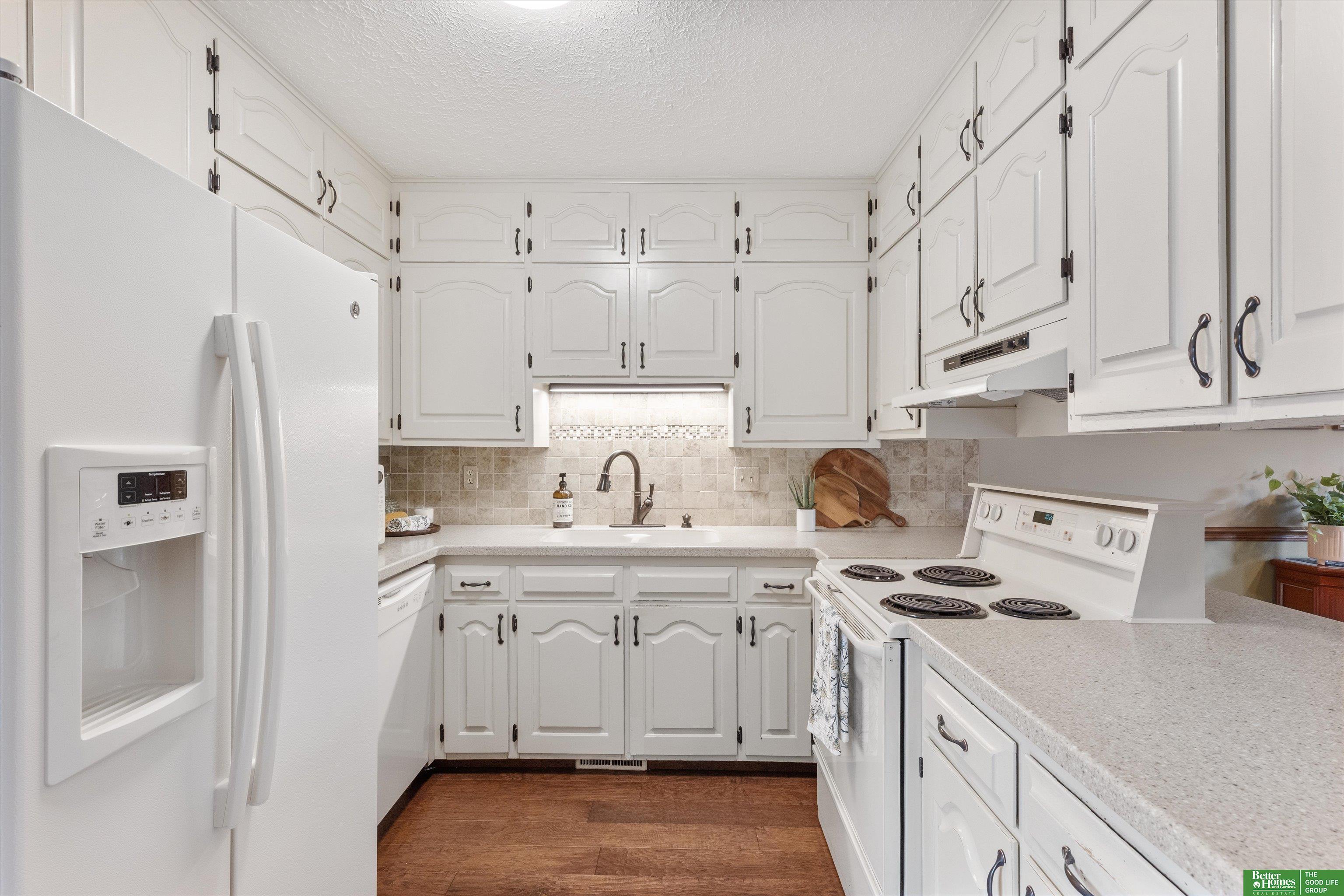 12740 Deauville Drive # 327 Unit: 3-327
