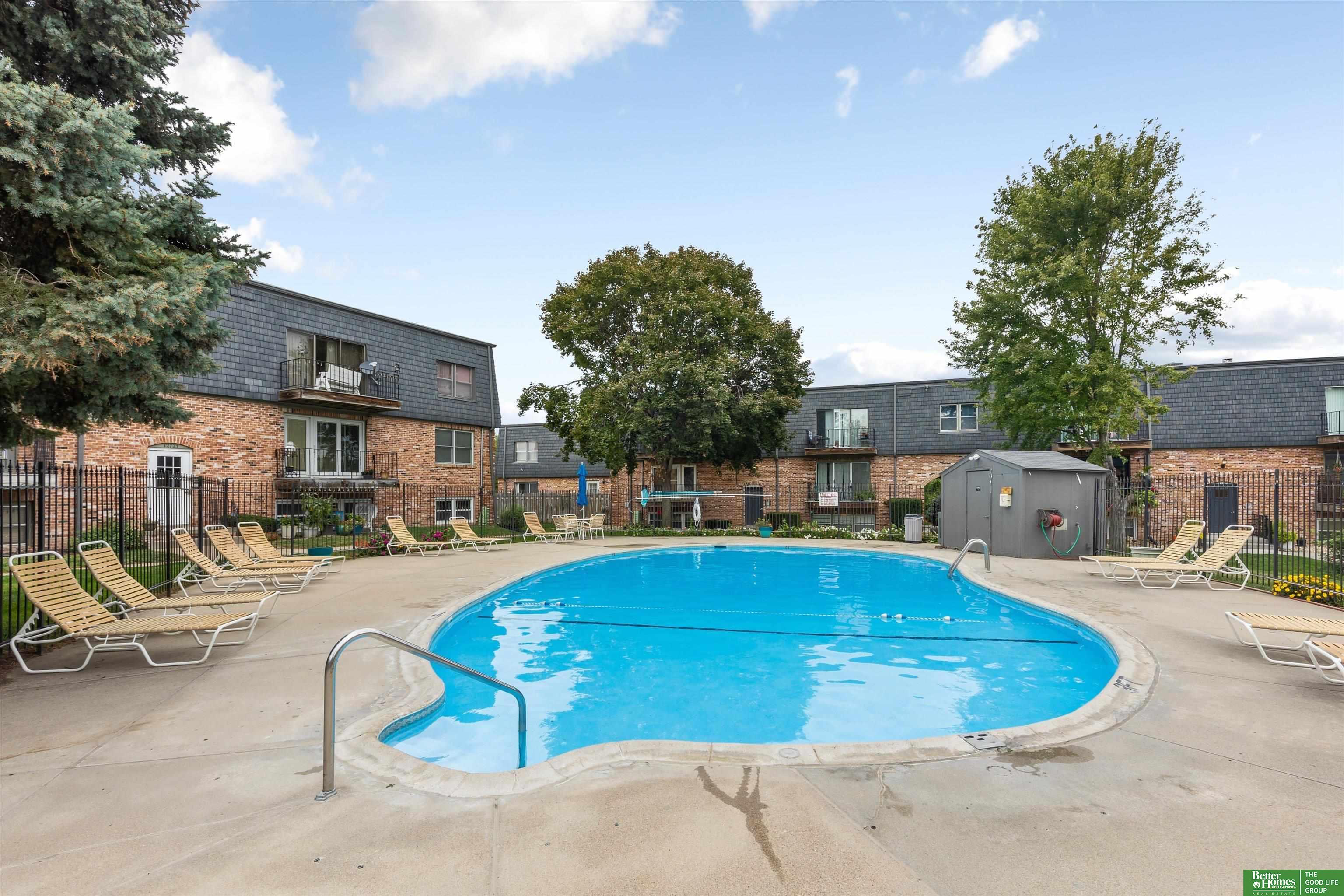 12740 Deauville Drive # 327 Unit: 3-327