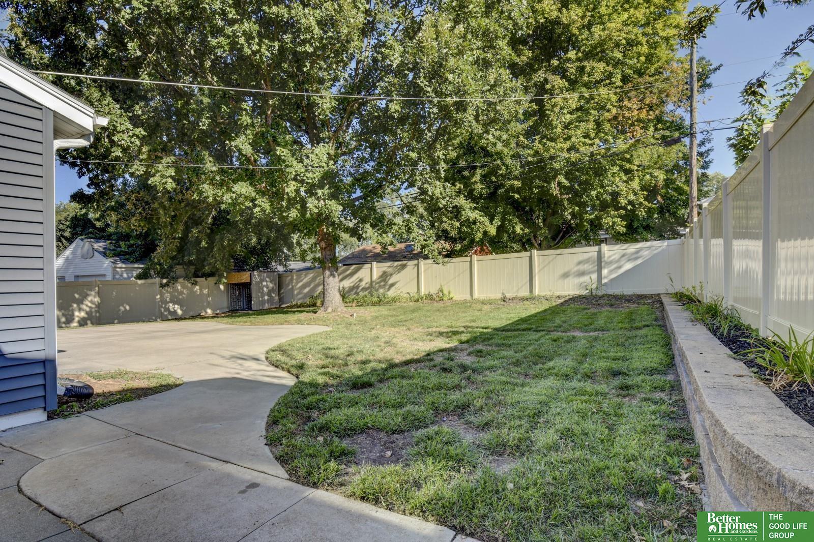 7704 Western Avenue
