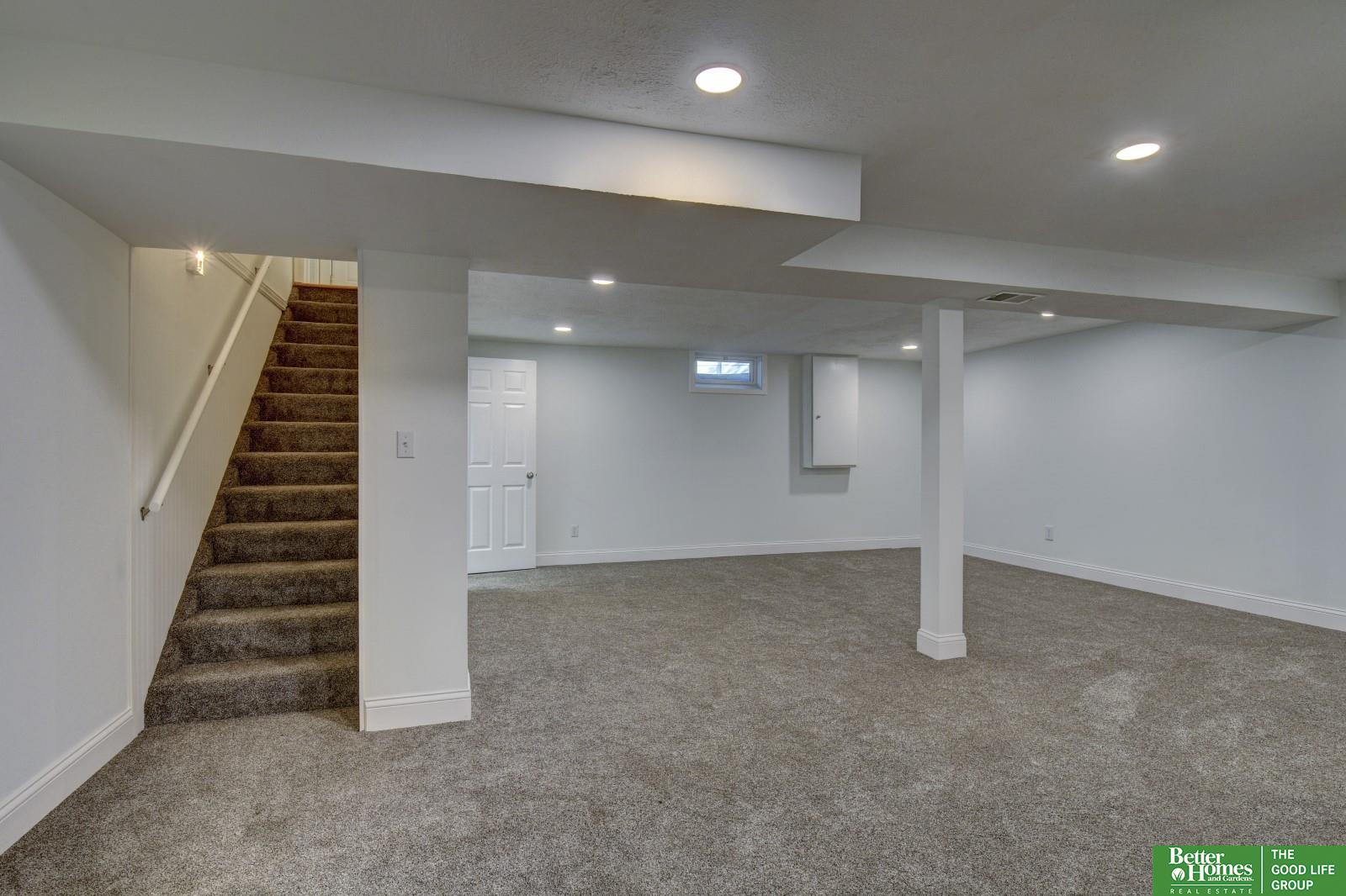 7704 Western Avenue