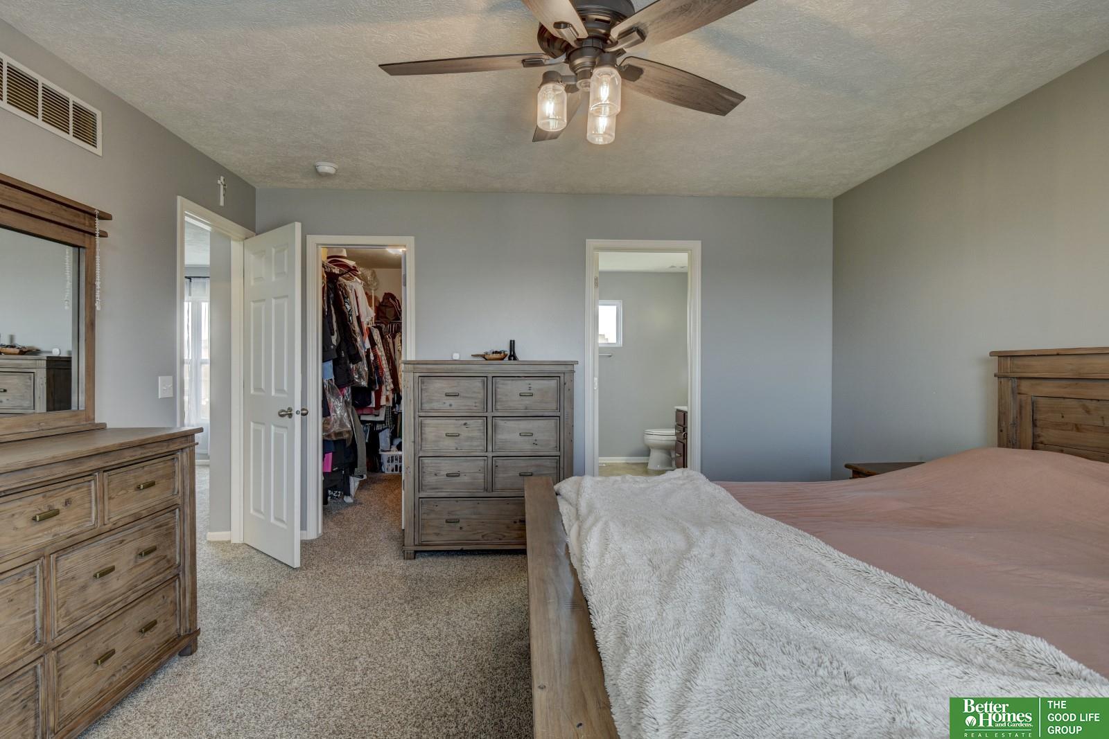 2411 Lakewood Drive