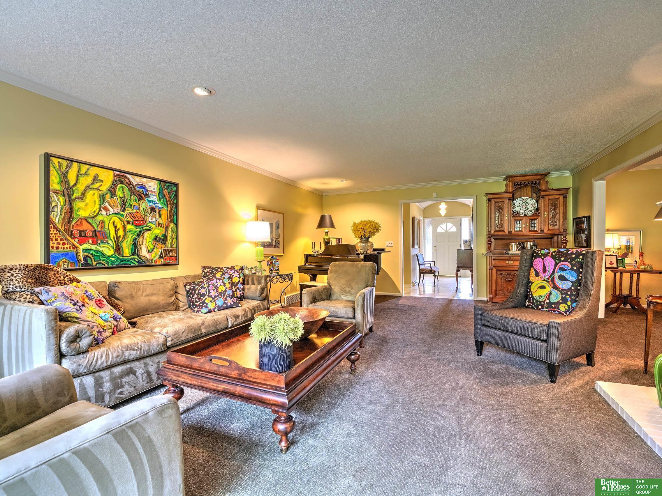 1532 S 90th Street