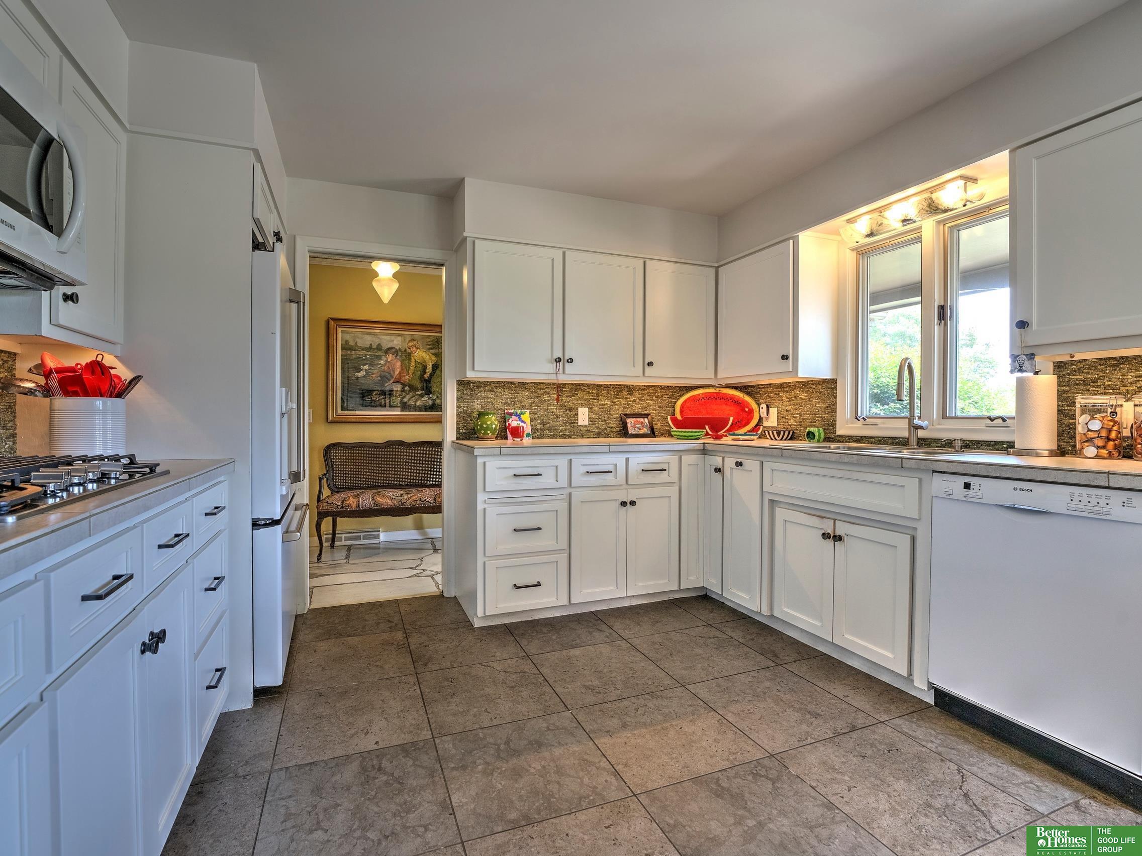1532 S 90th Street
