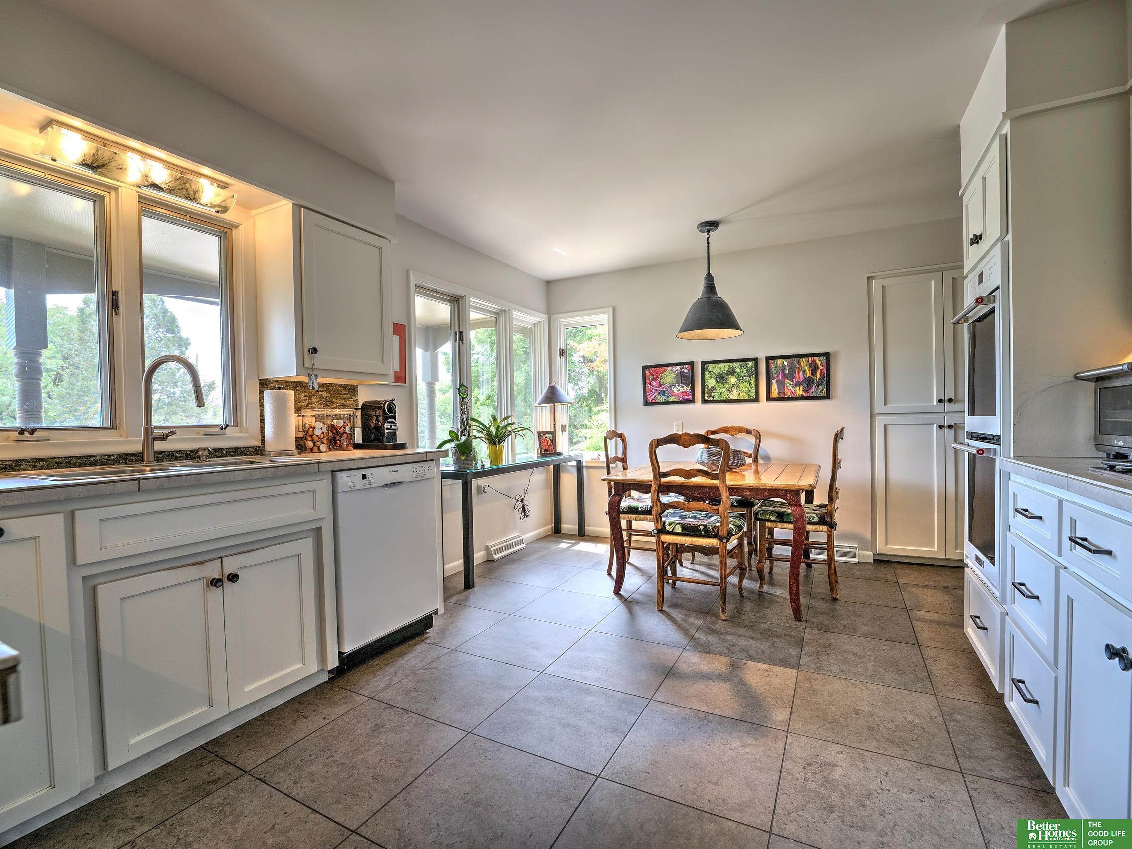 1532 S 90th Street
