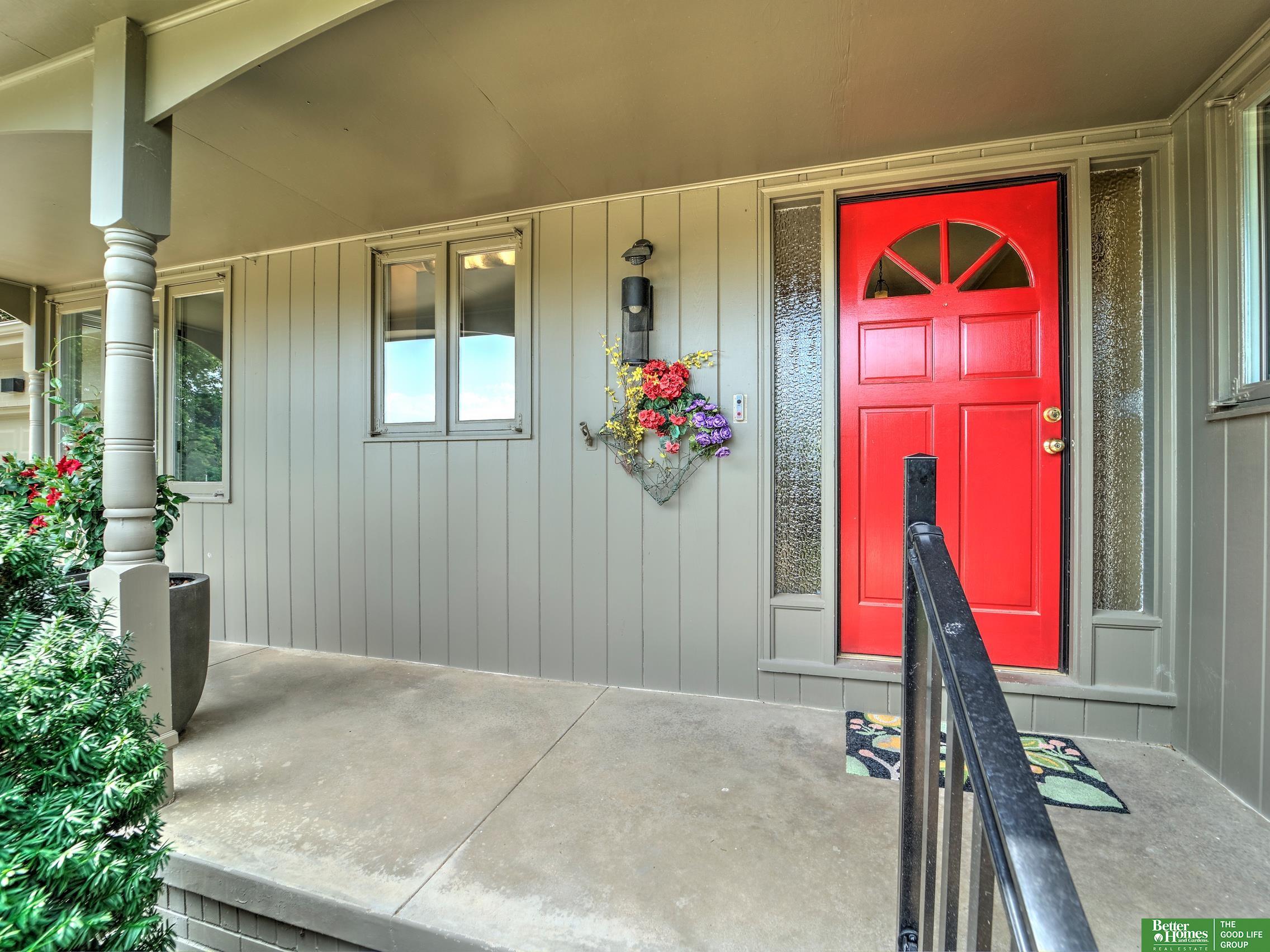 1532 S 90th Street