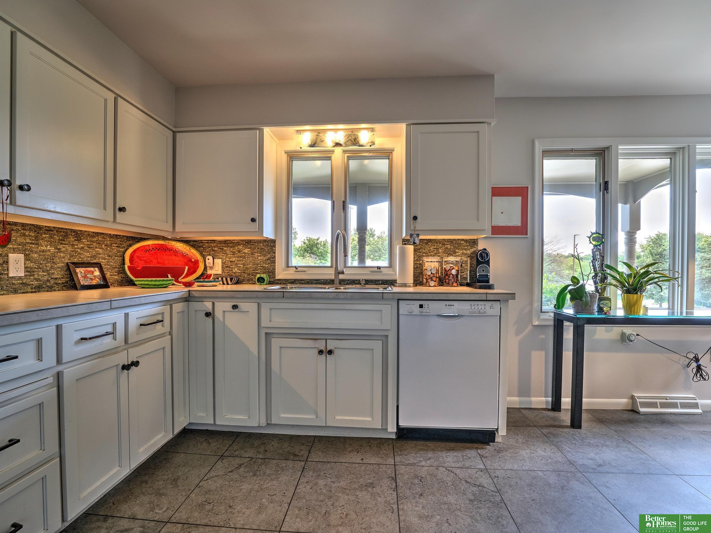 1532 S 90th Street