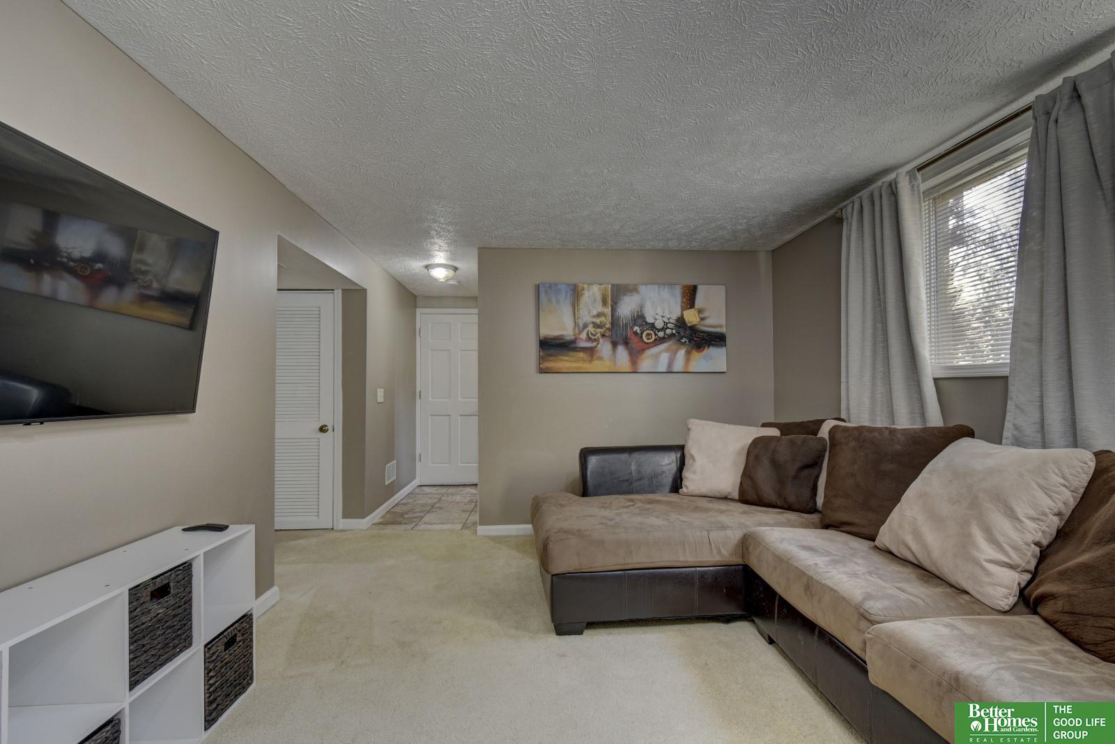 12712 Grant Circle