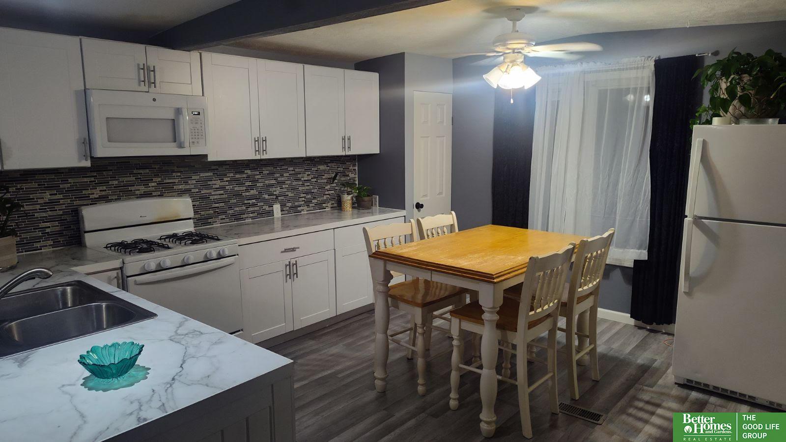 12838 Aurora Plaza # 220
