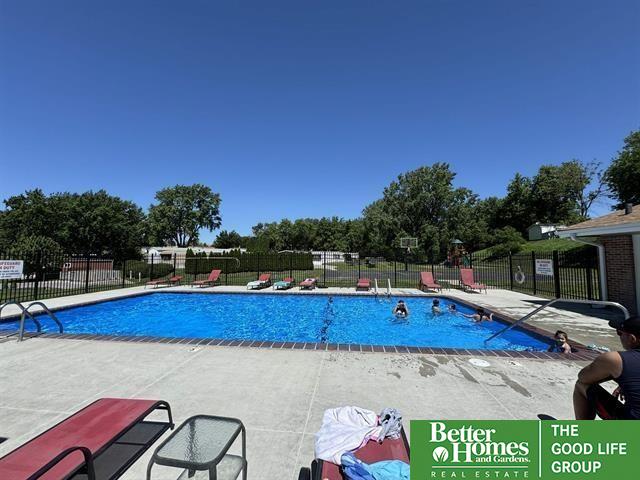 12838 Aurora Plaza # 220