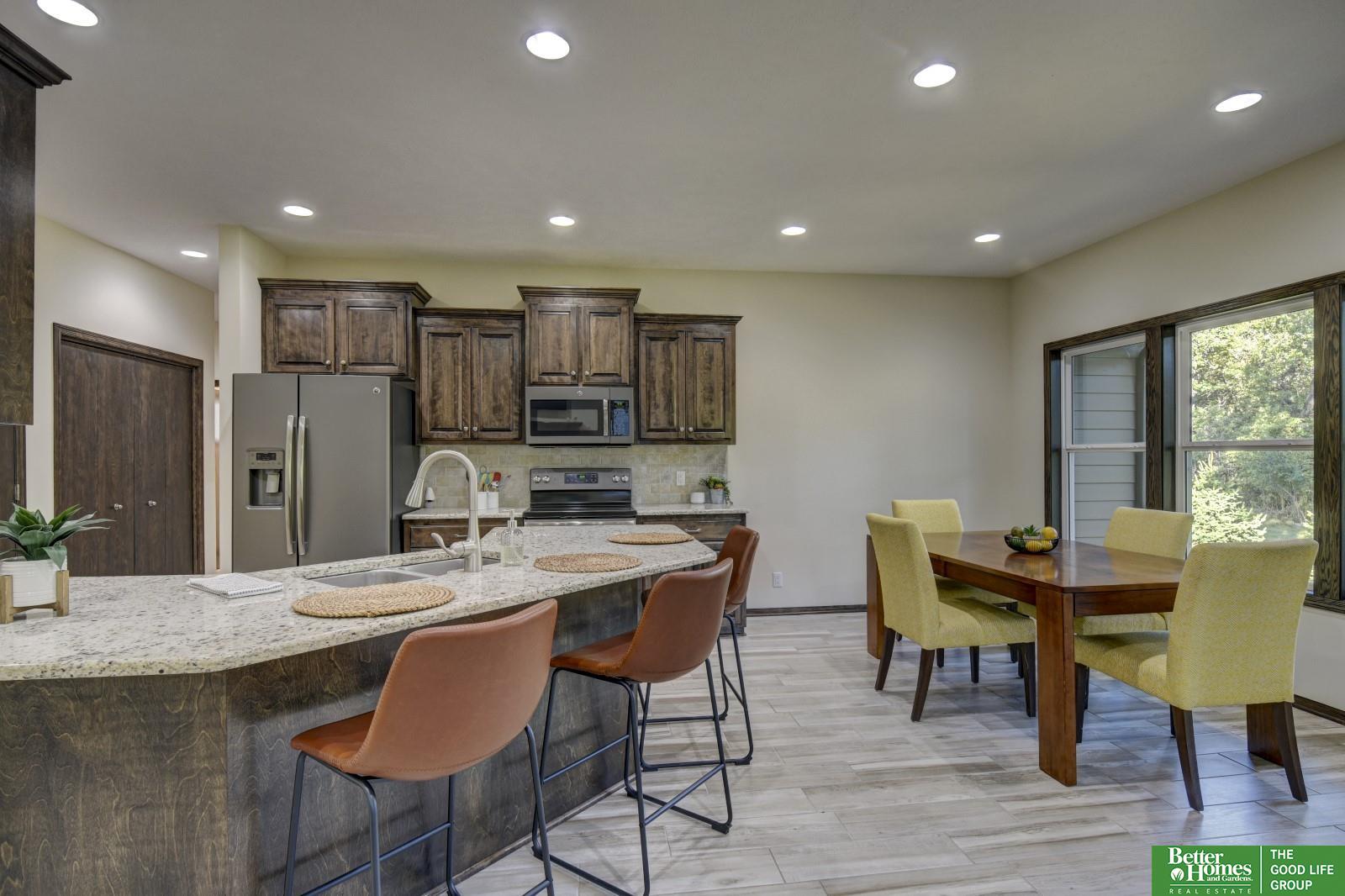 3712 Buccaneer Boulevard