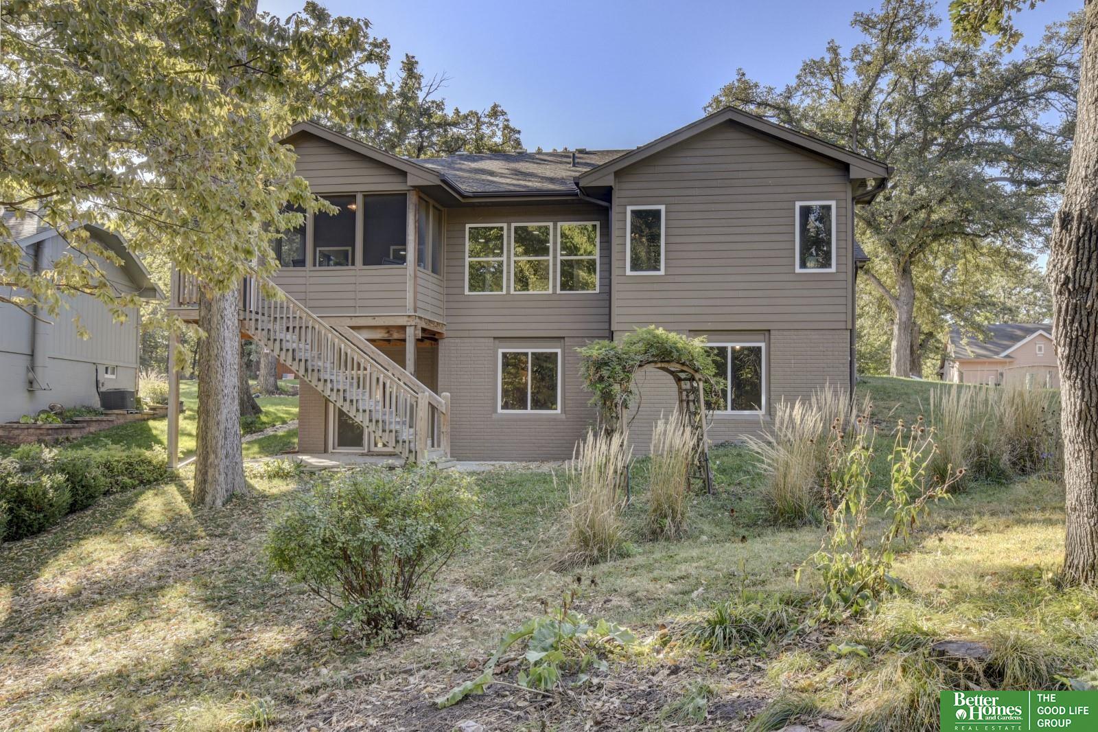3712 Buccaneer Boulevard