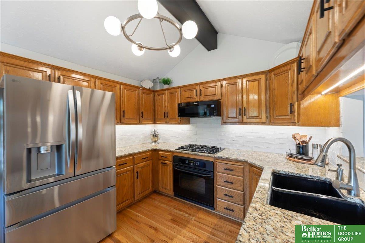 15615 Jackson Drive