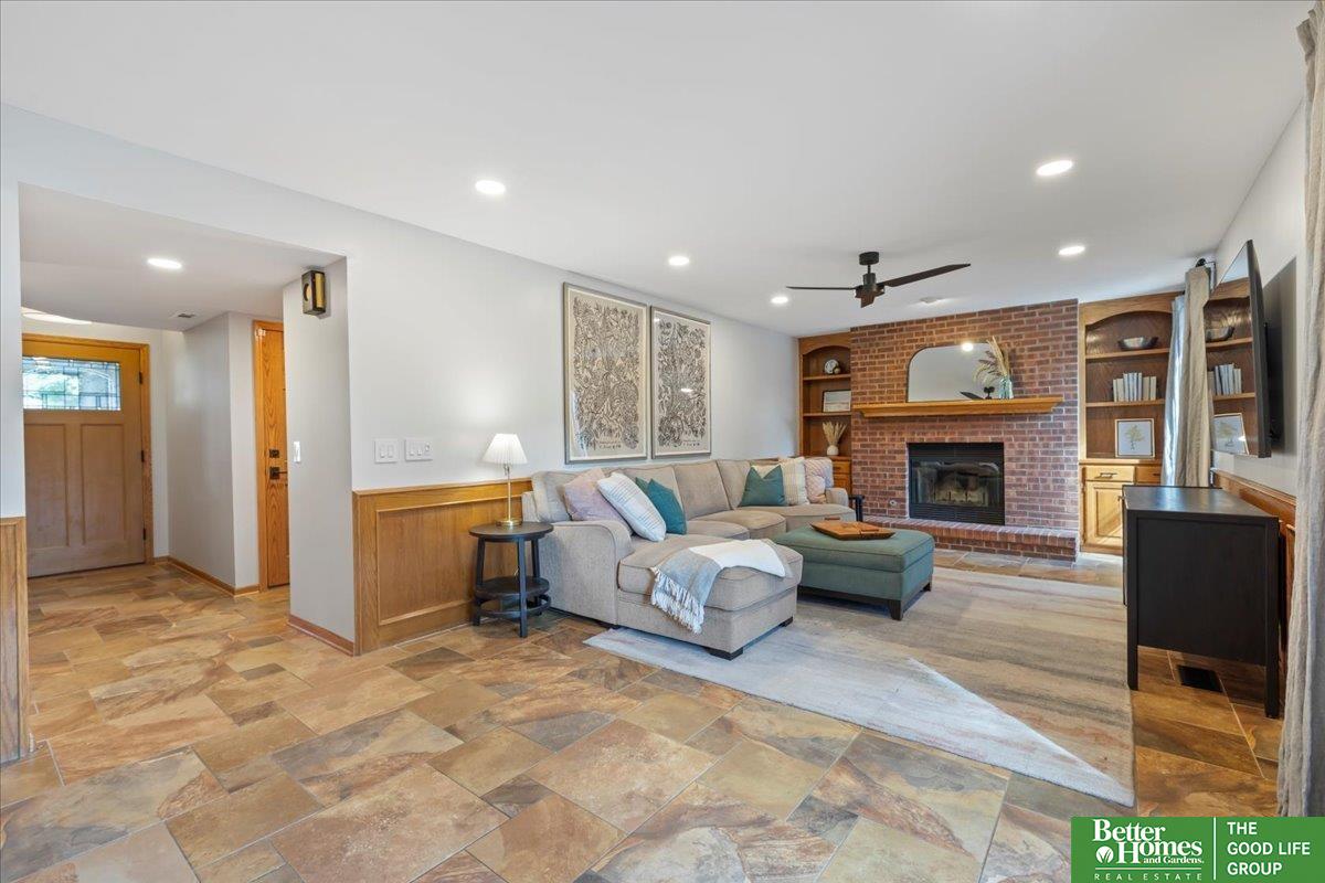 15615 Jackson Drive