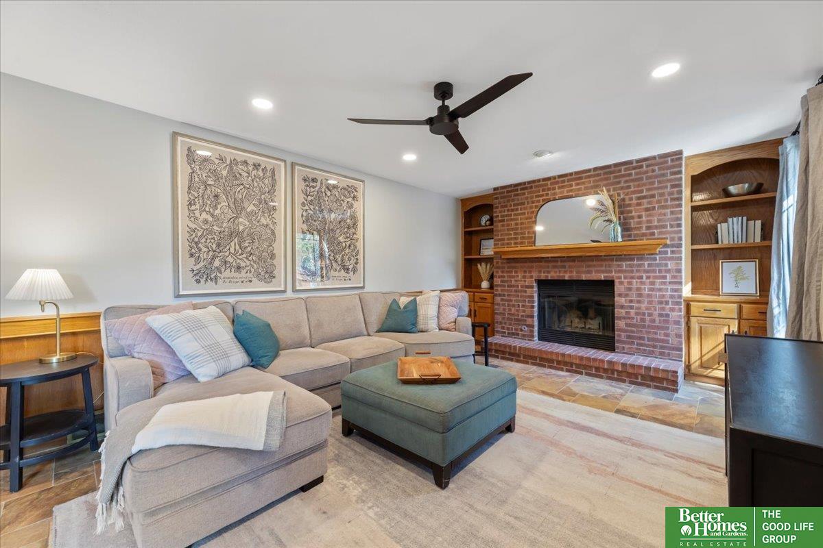 15615 Jackson Drive