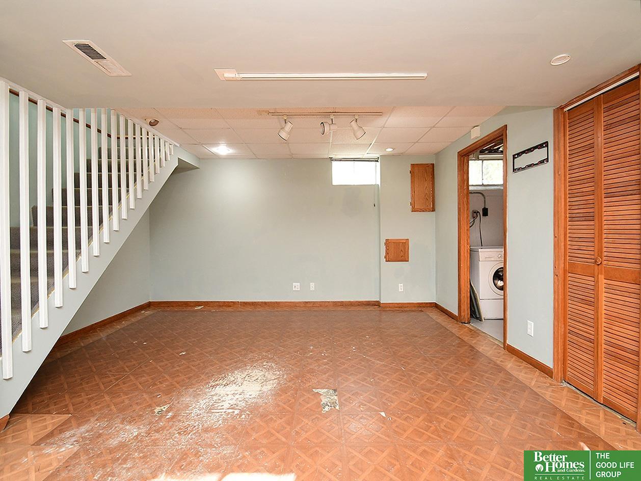 12118 Orchard Avenue