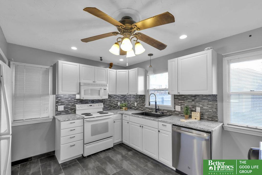 6820 S 49th Street