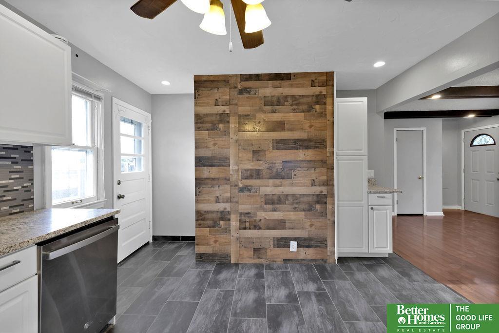 6820 S 49th Street