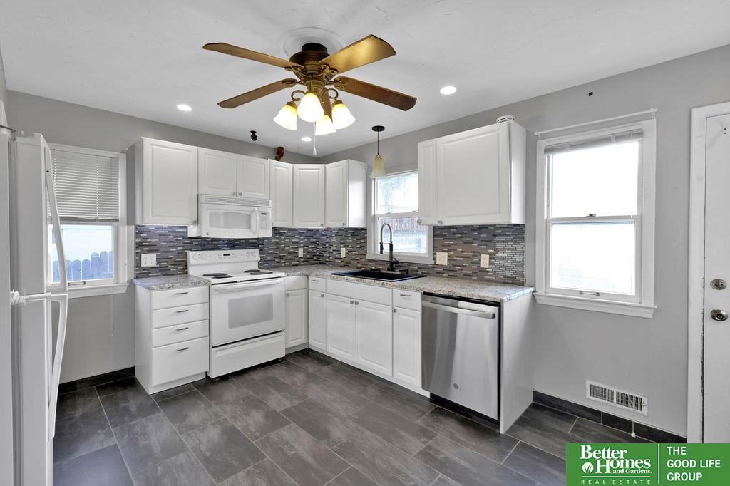 6820 S 49th Street