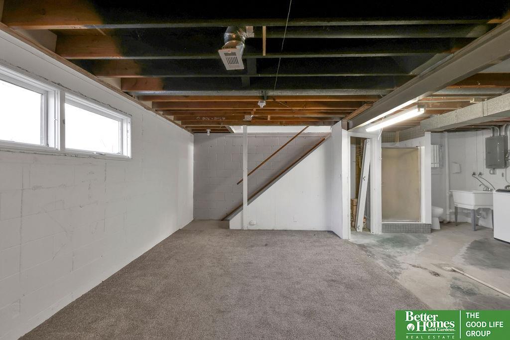 6820 S 49th Street