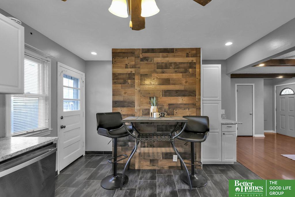 6820 S 49th Street