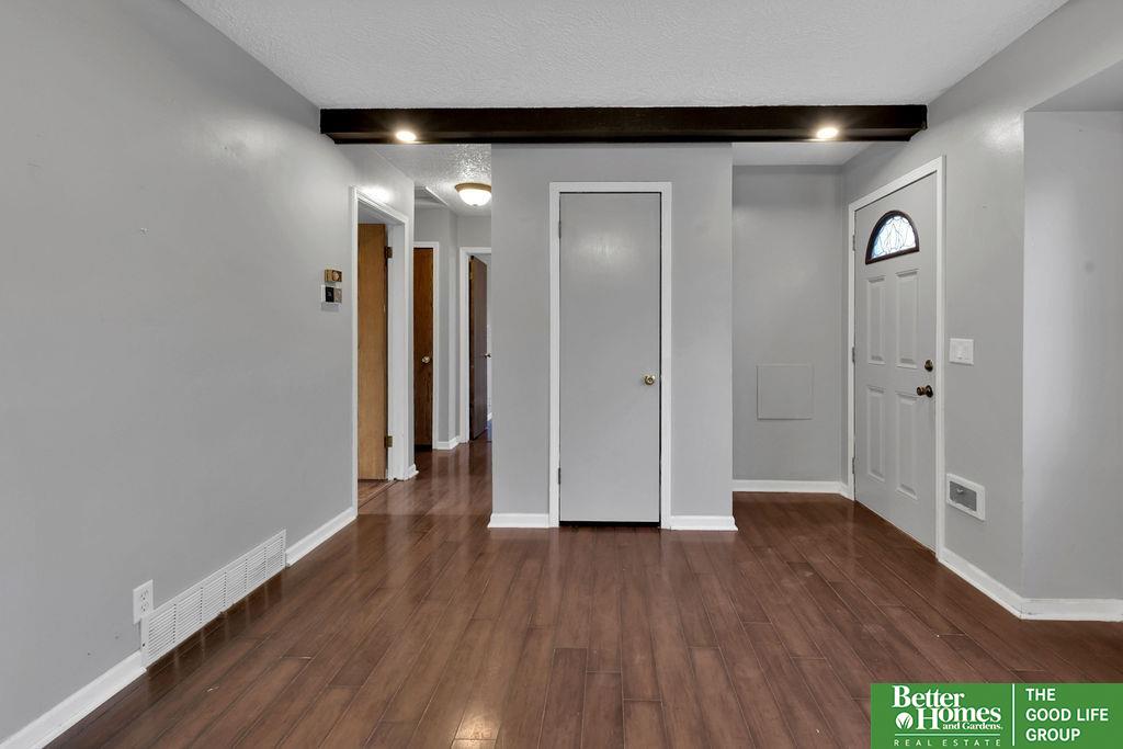 6820 S 49th Street