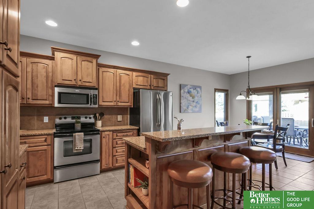 7237 N 154th Street