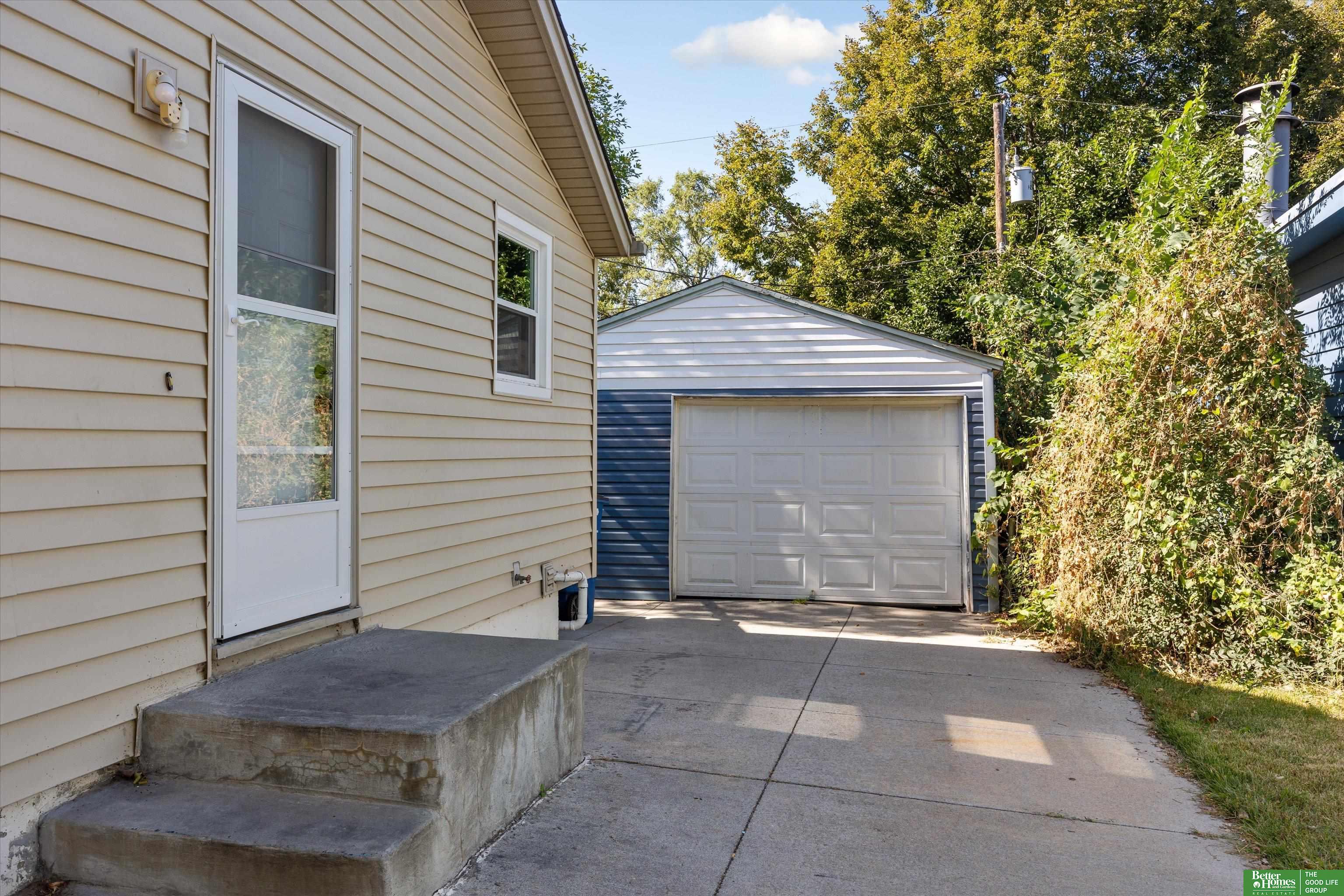 1860 N 84th Street
