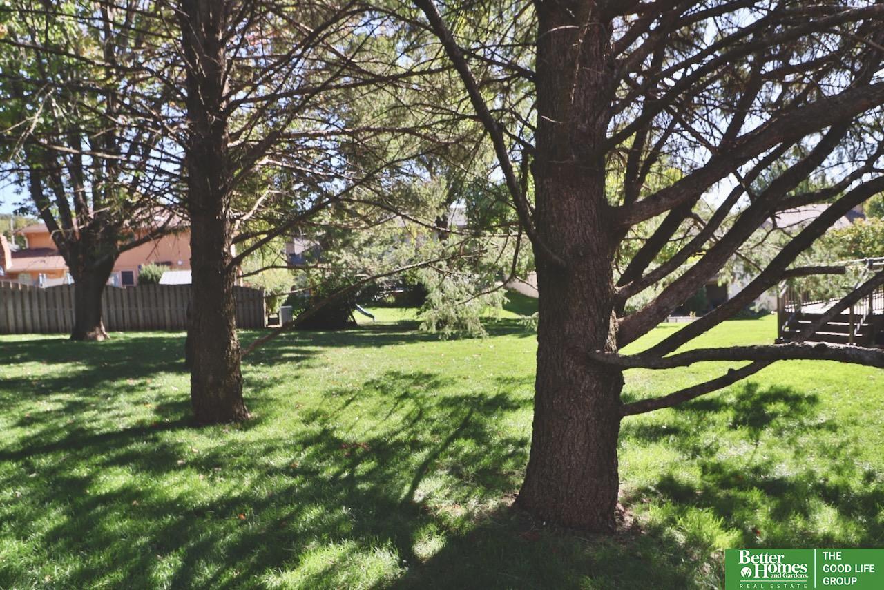 2211 S 117th Circle