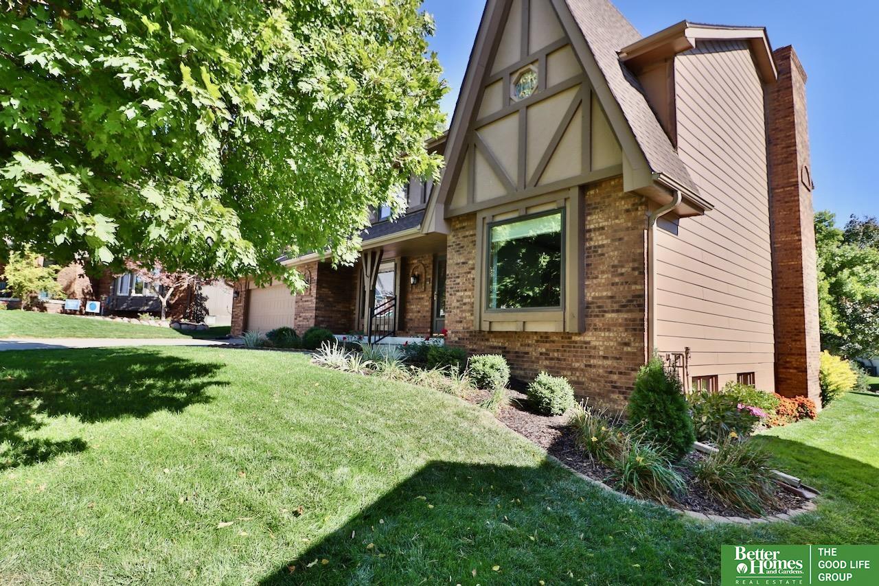 2211 S 117th Circle