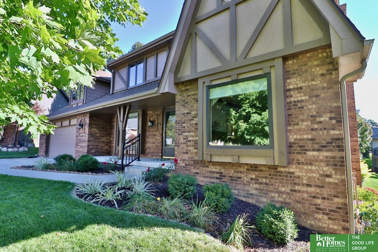 2211 S 117th Circle