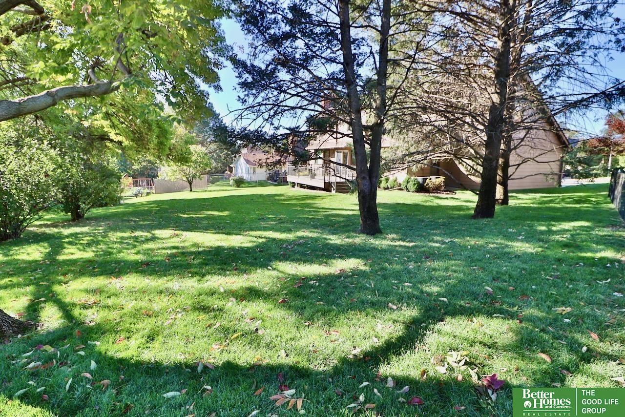2211 S 117th Circle