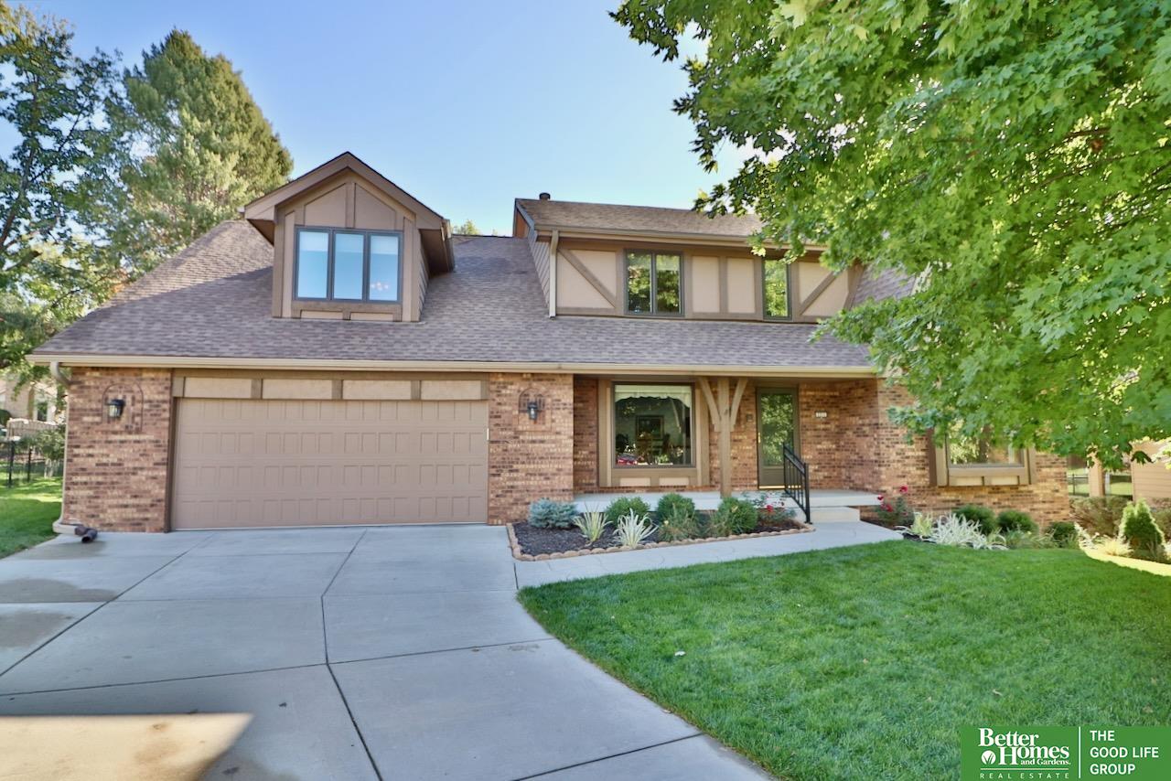 2211 S 117th Circle