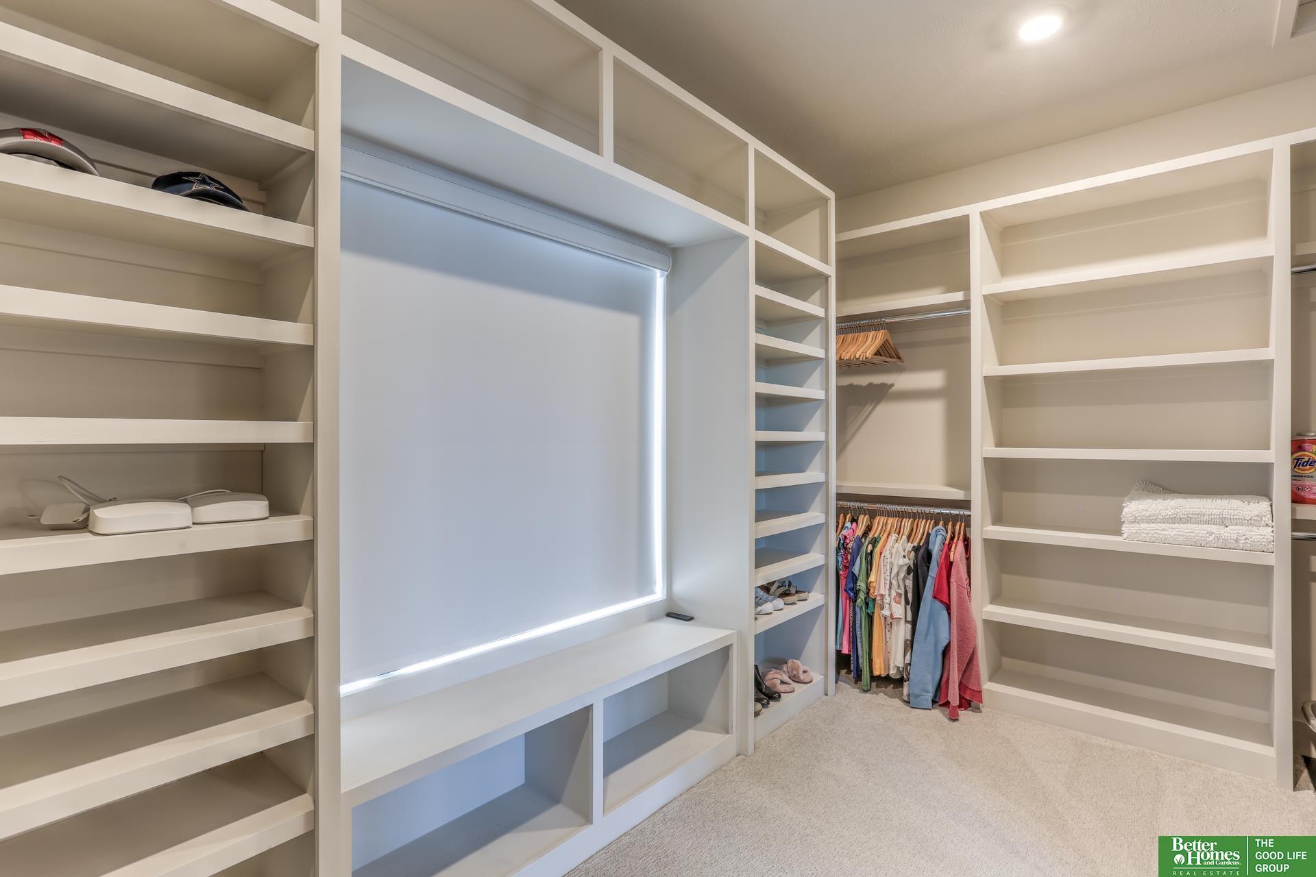 28542 Jessie Circle