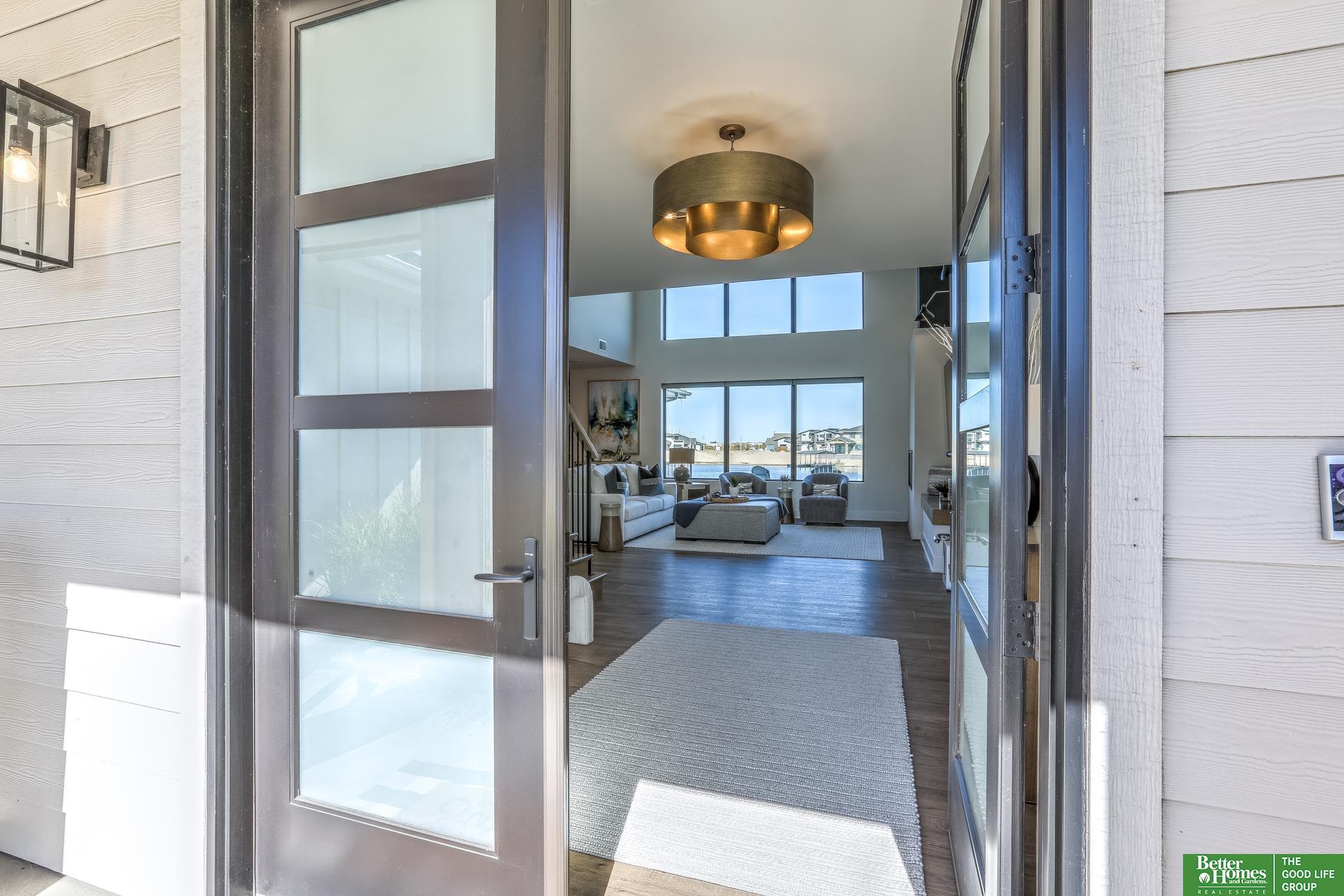28542 Jessie Circle