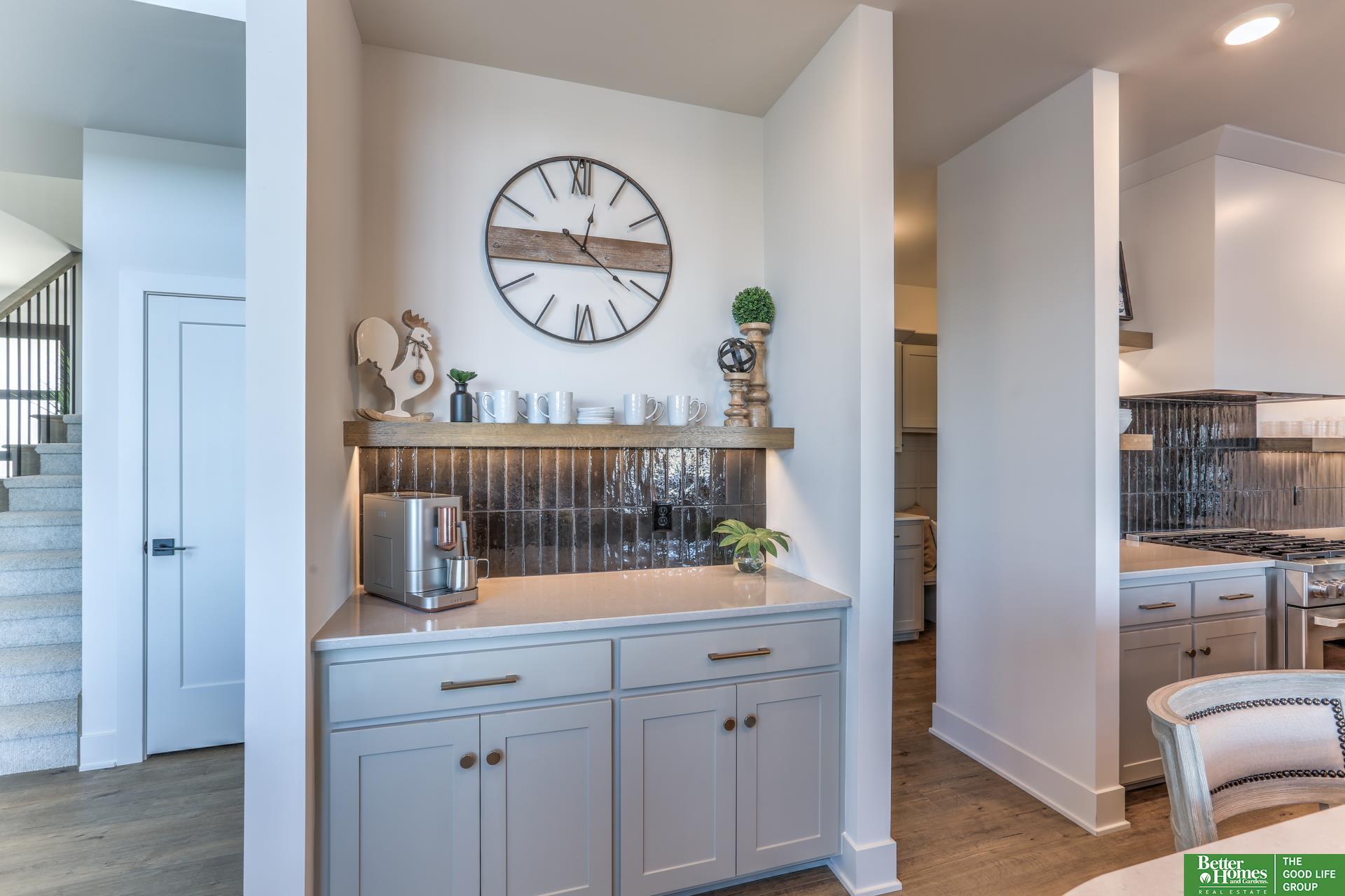 28542 Jessie Circle
