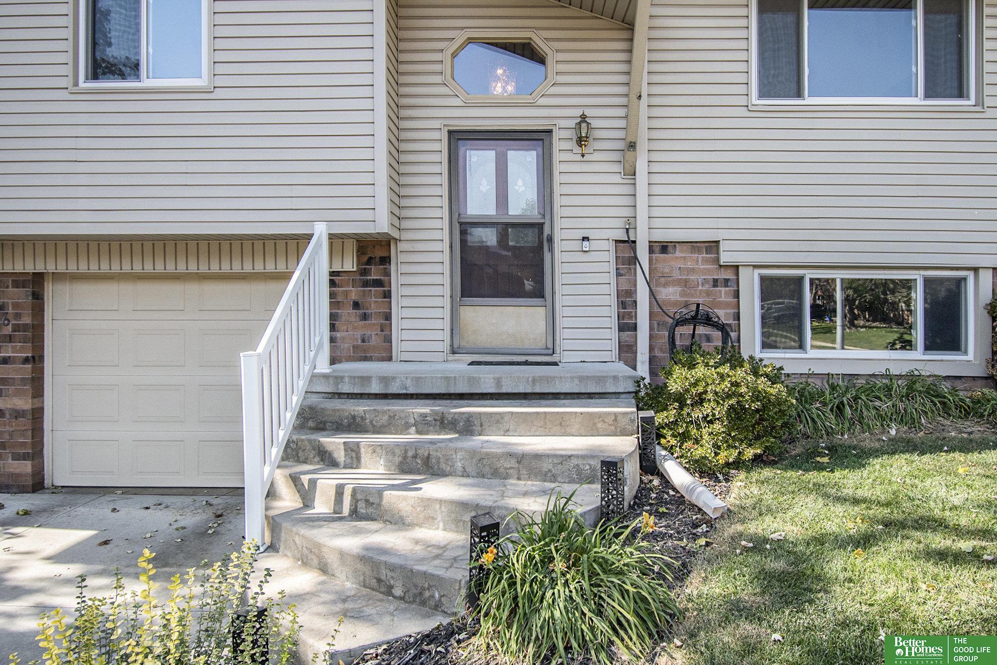 7226 S 150th Street
