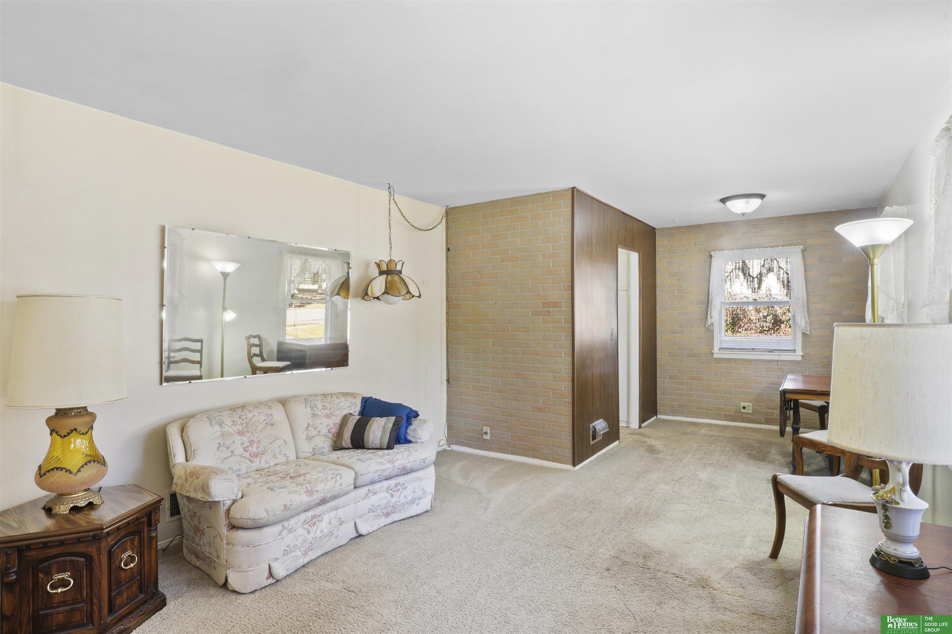 818 N 78th Street