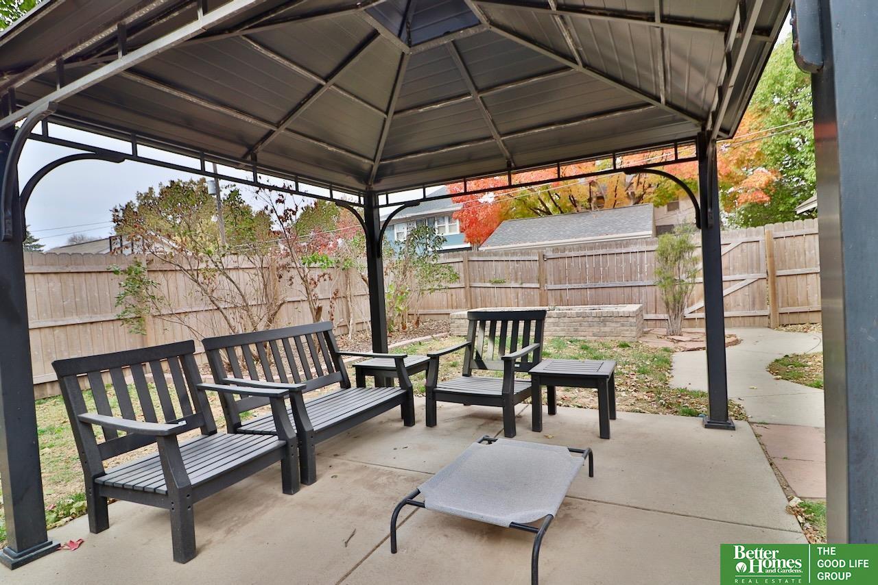 5114 Underwood Avenue