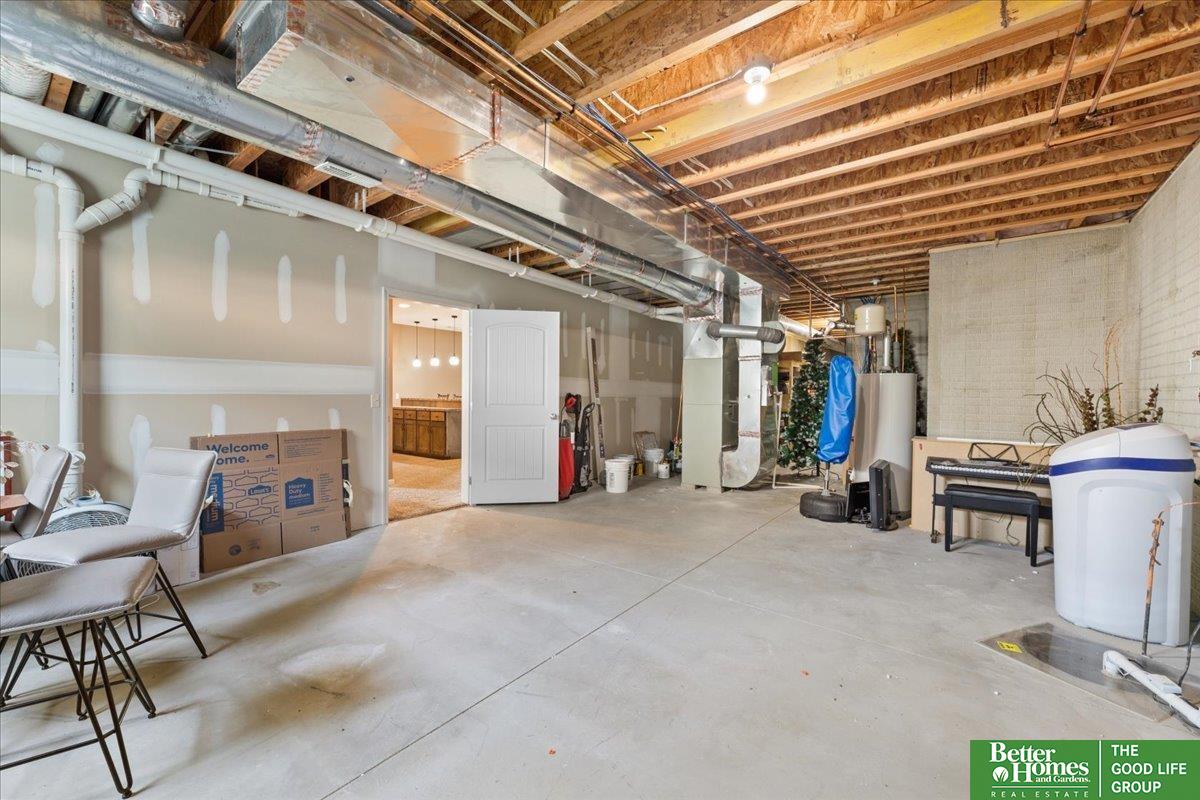 12083 S 79 Street