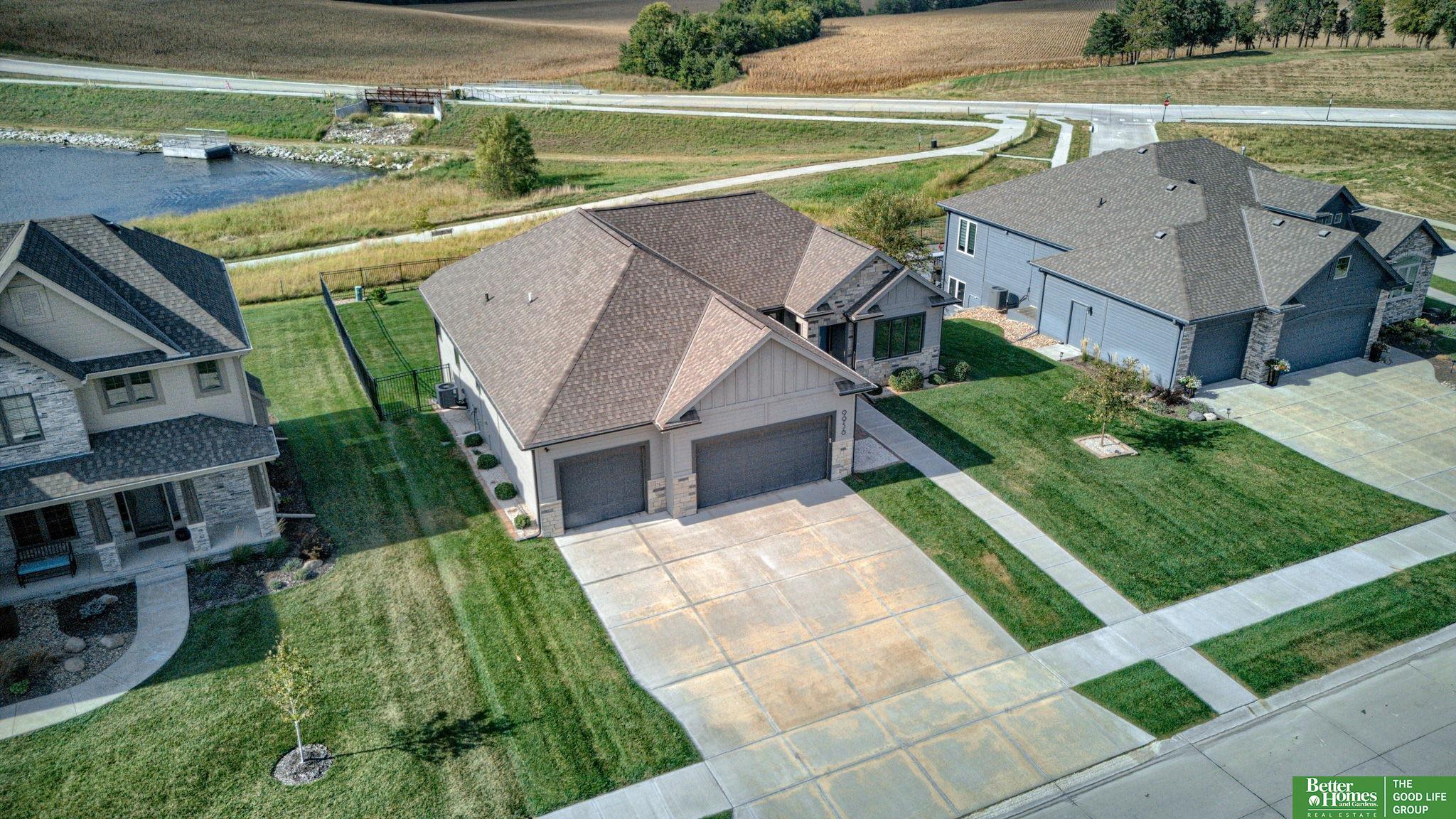 9956 S 106th Street