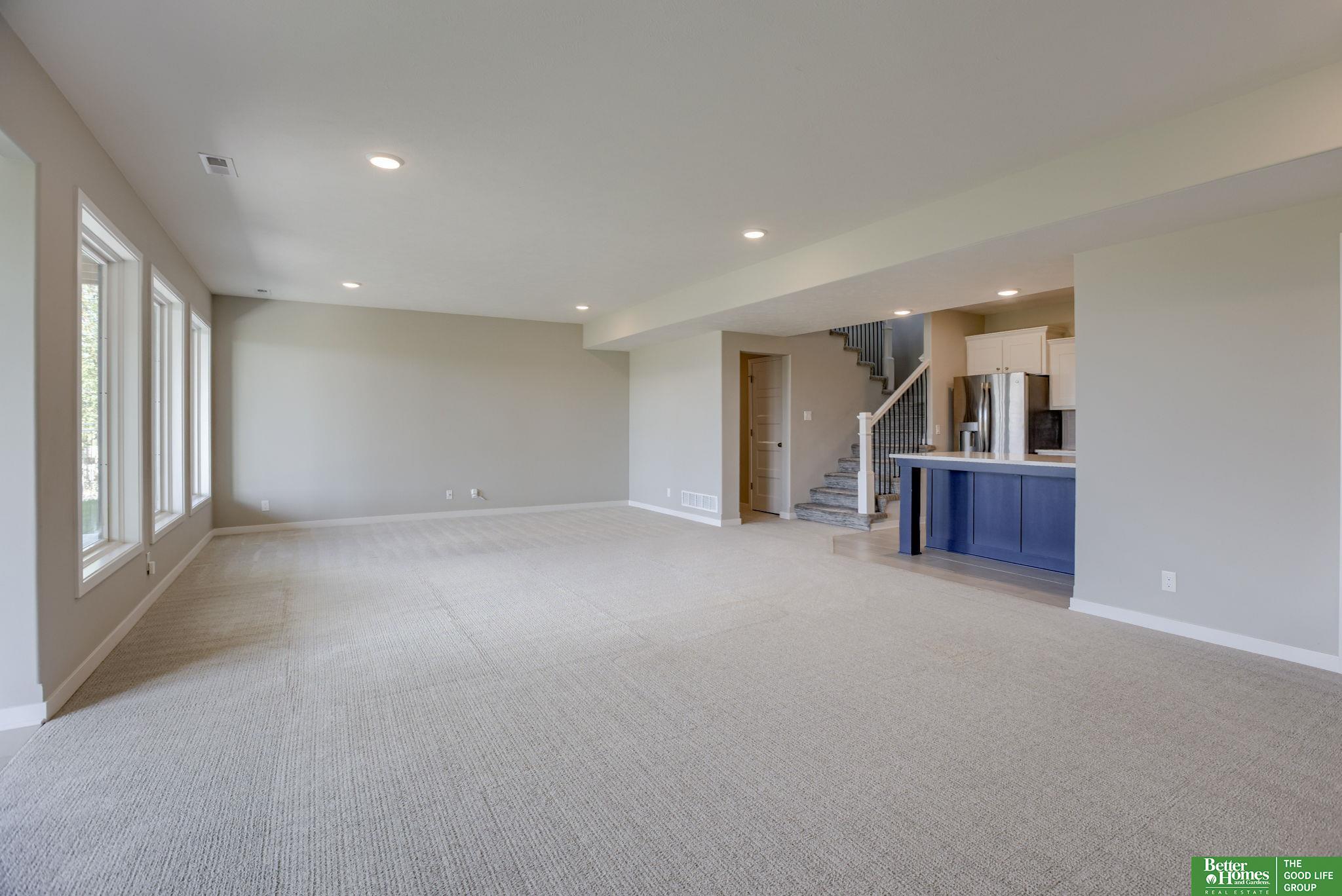 9956 S 106th Street