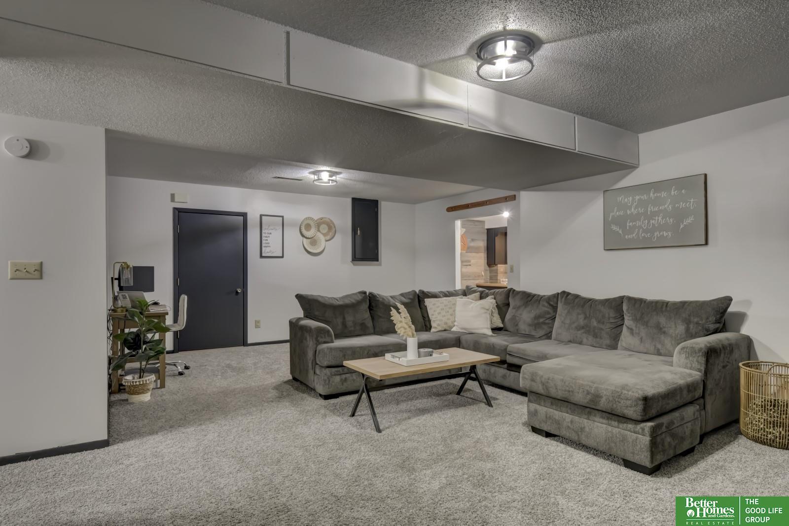 454 S 22nd Street