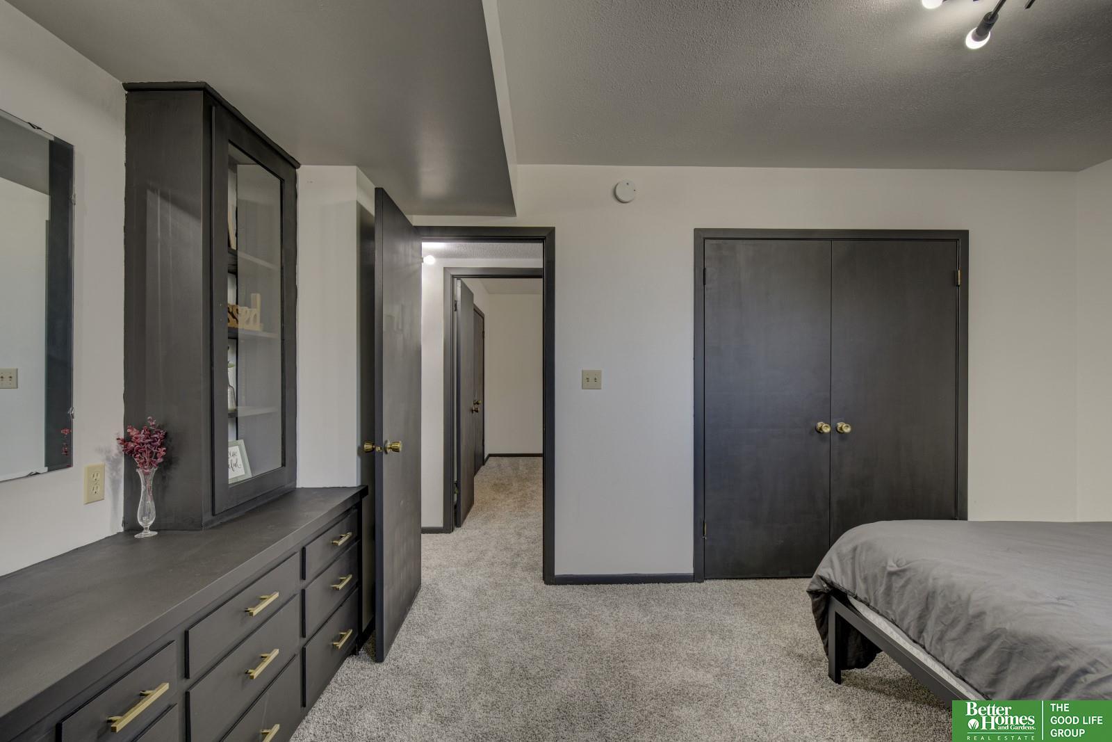 454 S 22nd Street